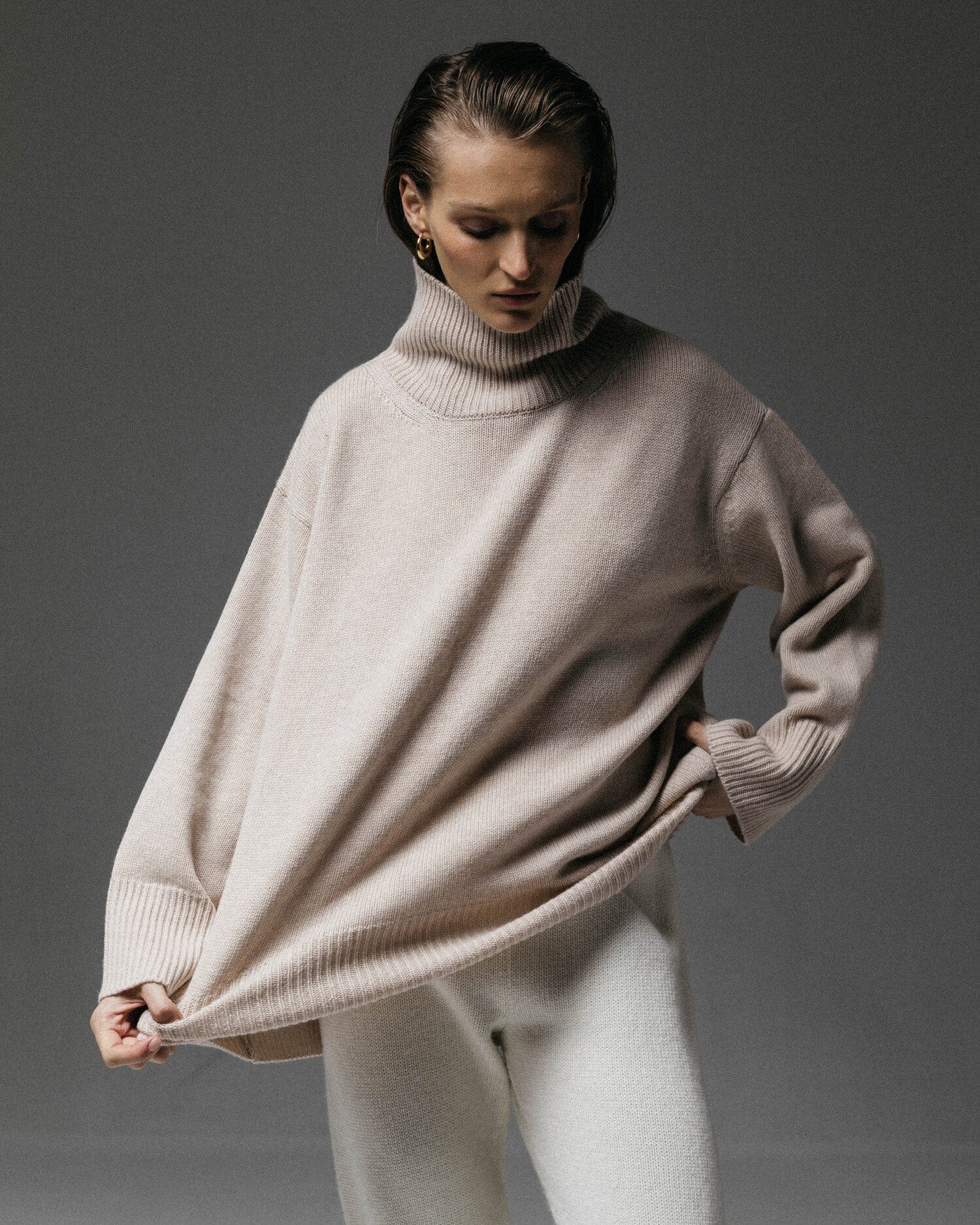 Noble cashmere sweater made by KNITEL
