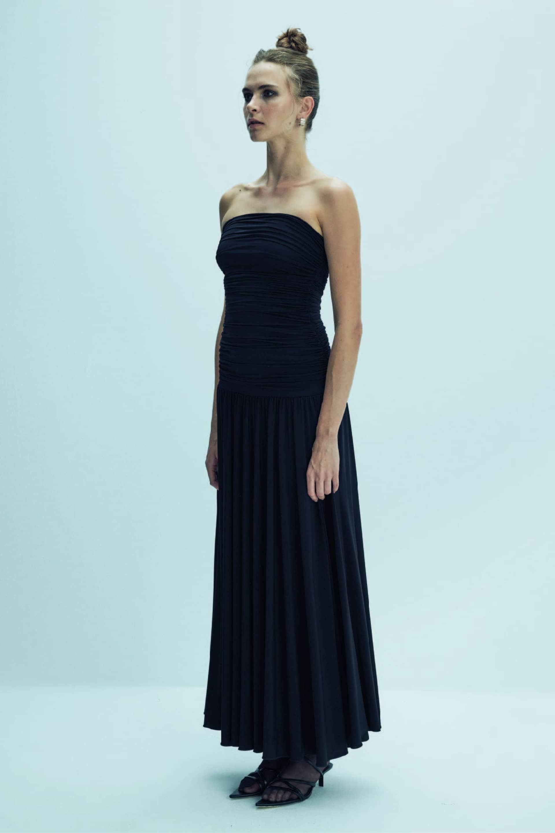 Amber Strapless Jersey Long Dress in Black made by Nazli Ceren