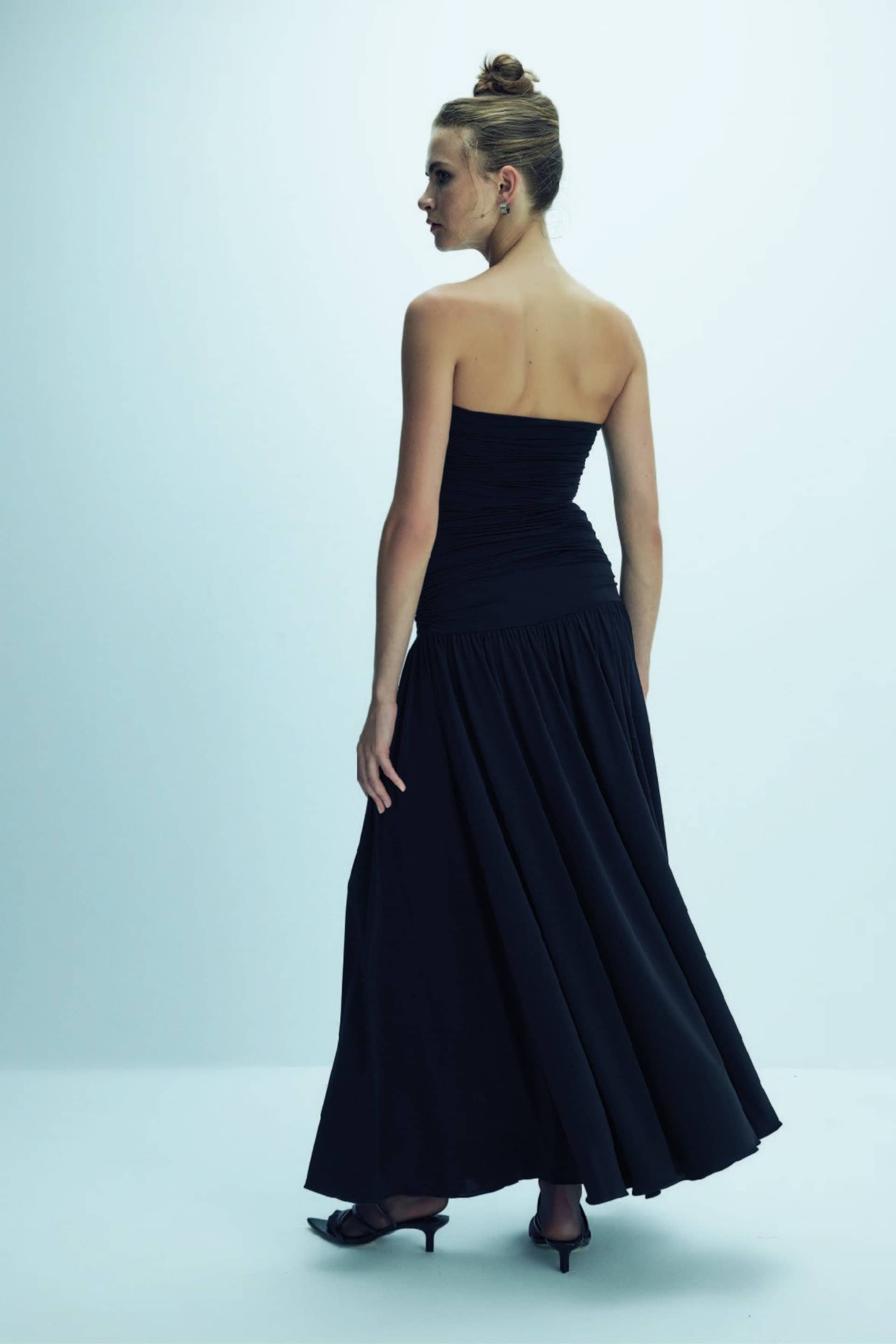 Amber Strapless Jersey Long Dress in Black made by Nazli Ceren