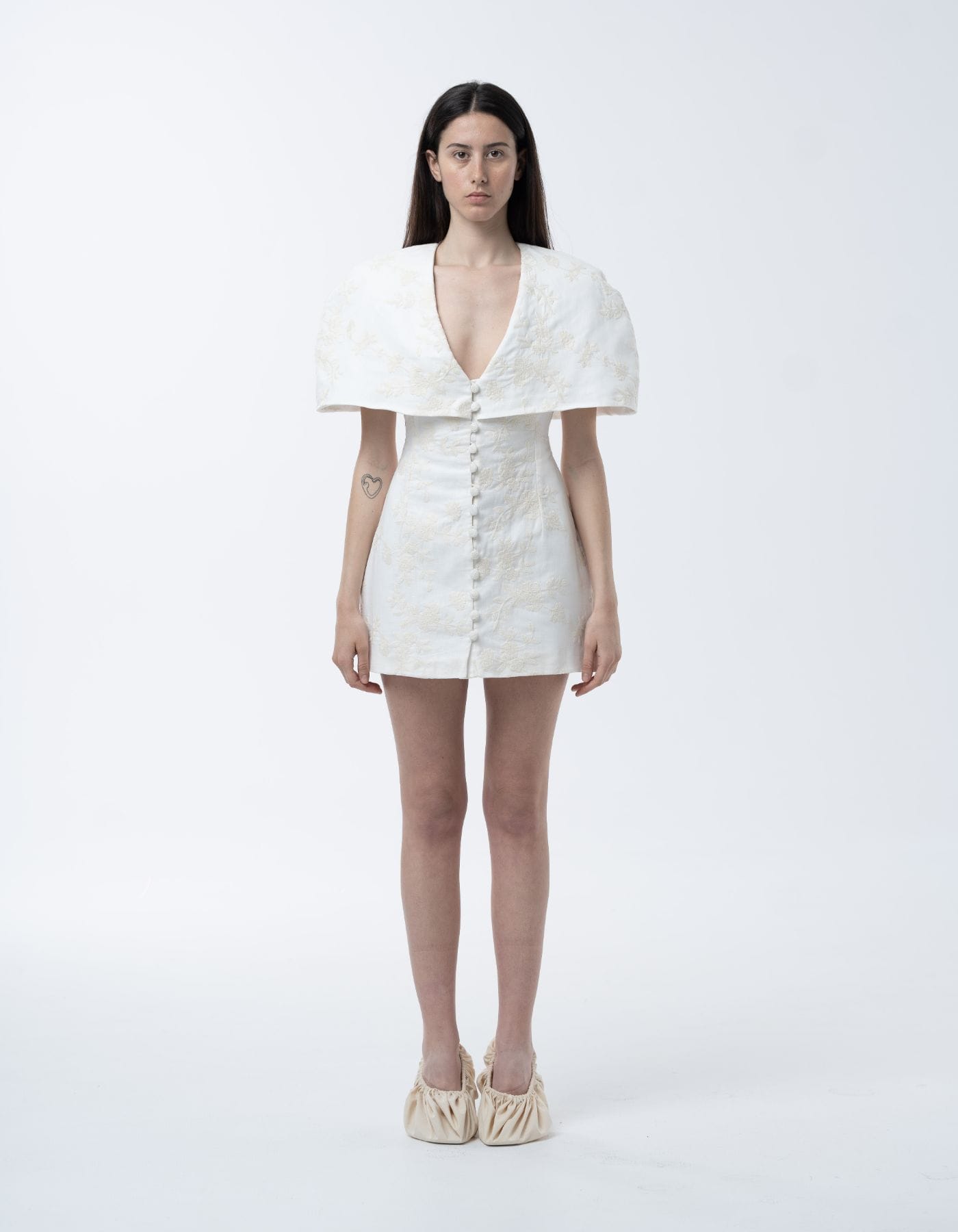 RETE White Linen Dress With Floral Embroidery made by MAET