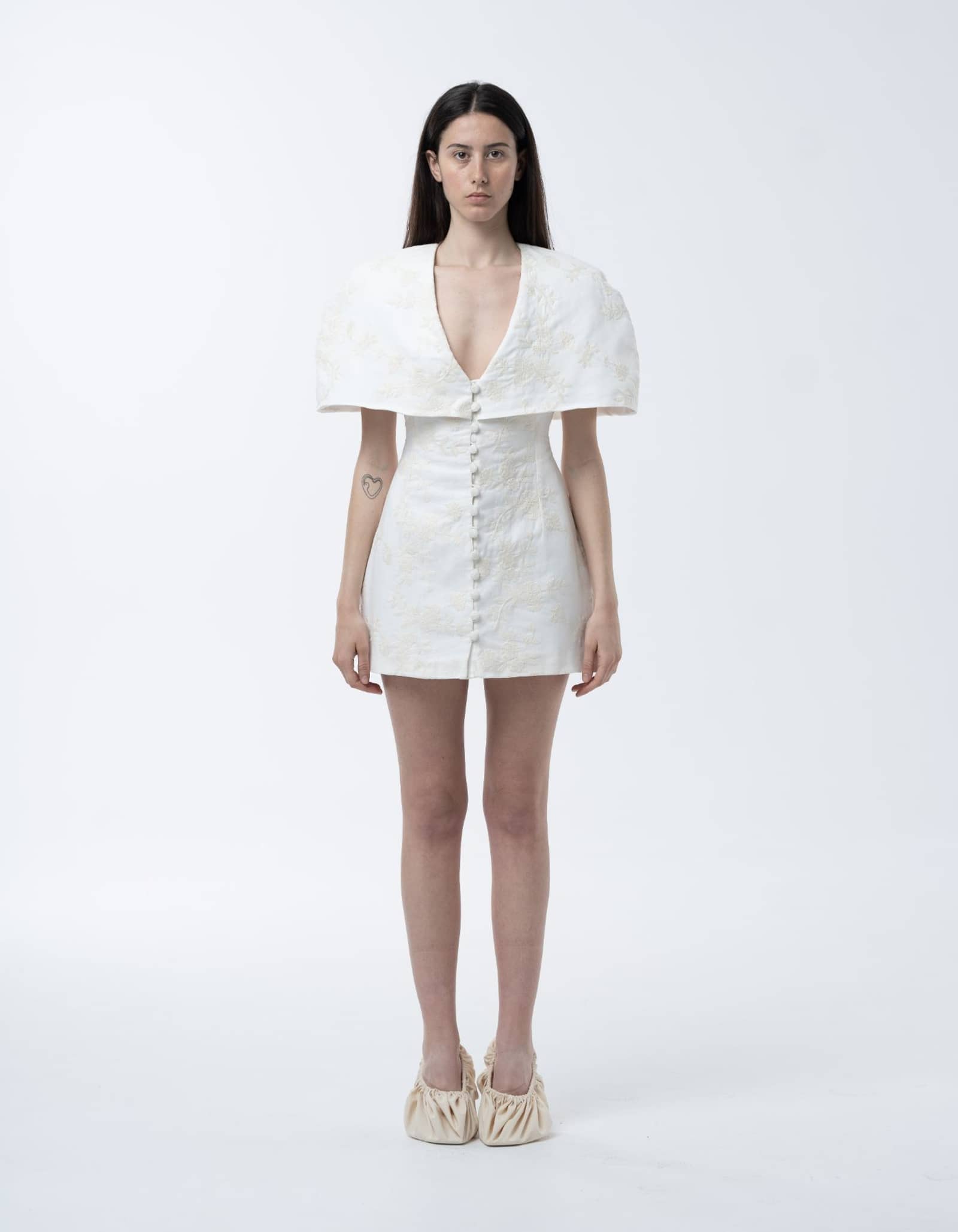 RETE White Linen Dress With Floral Embroidery made by MAET