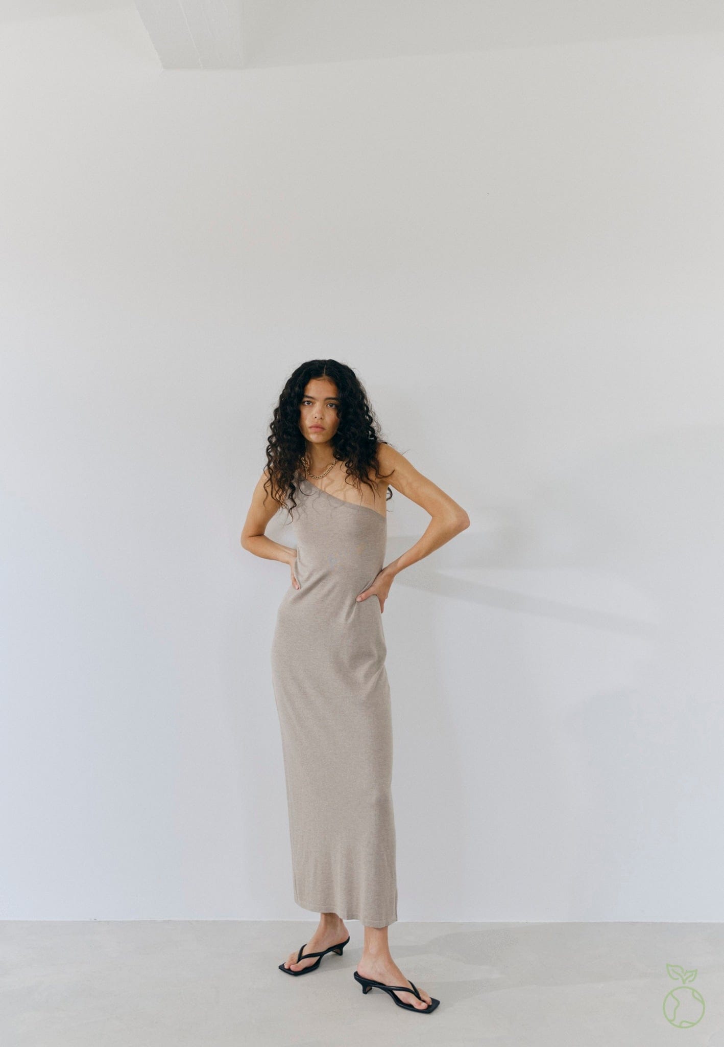 Richard Dress - Ligth Earth made by HERSKIND