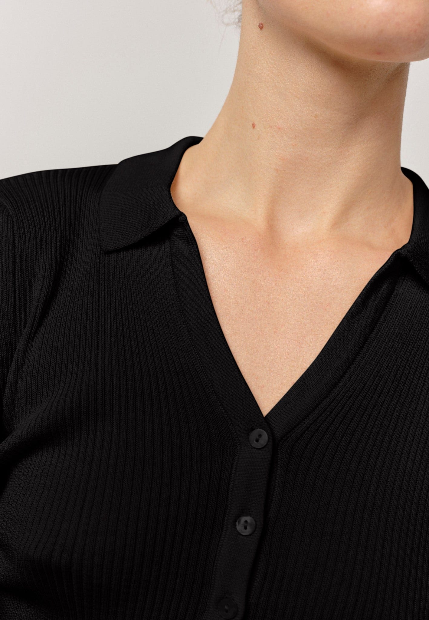 Finn Knit Blouse - Black made by HERSKIND