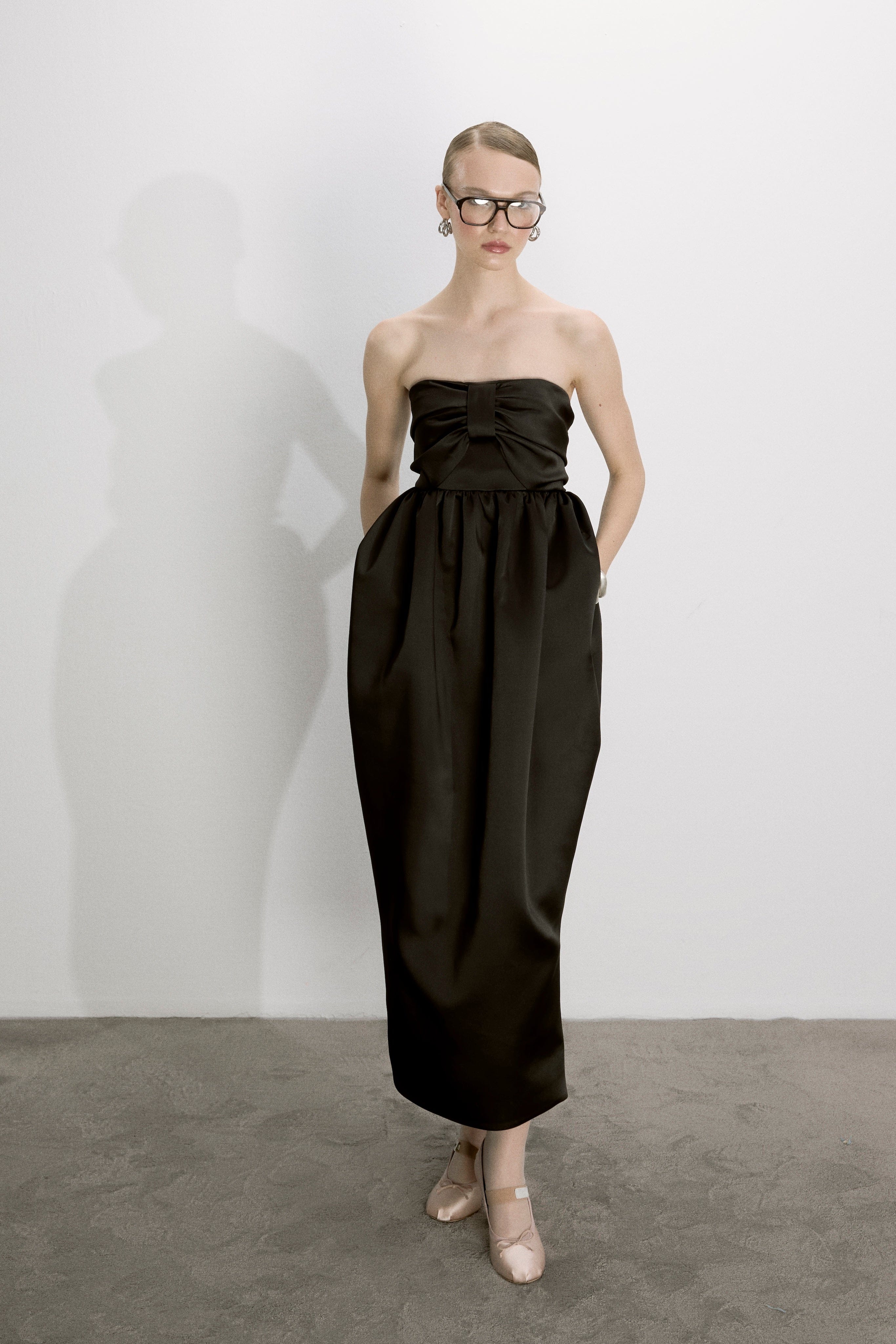 Jeanne Balloon Midi Dress In Black made by Nazli Ceren