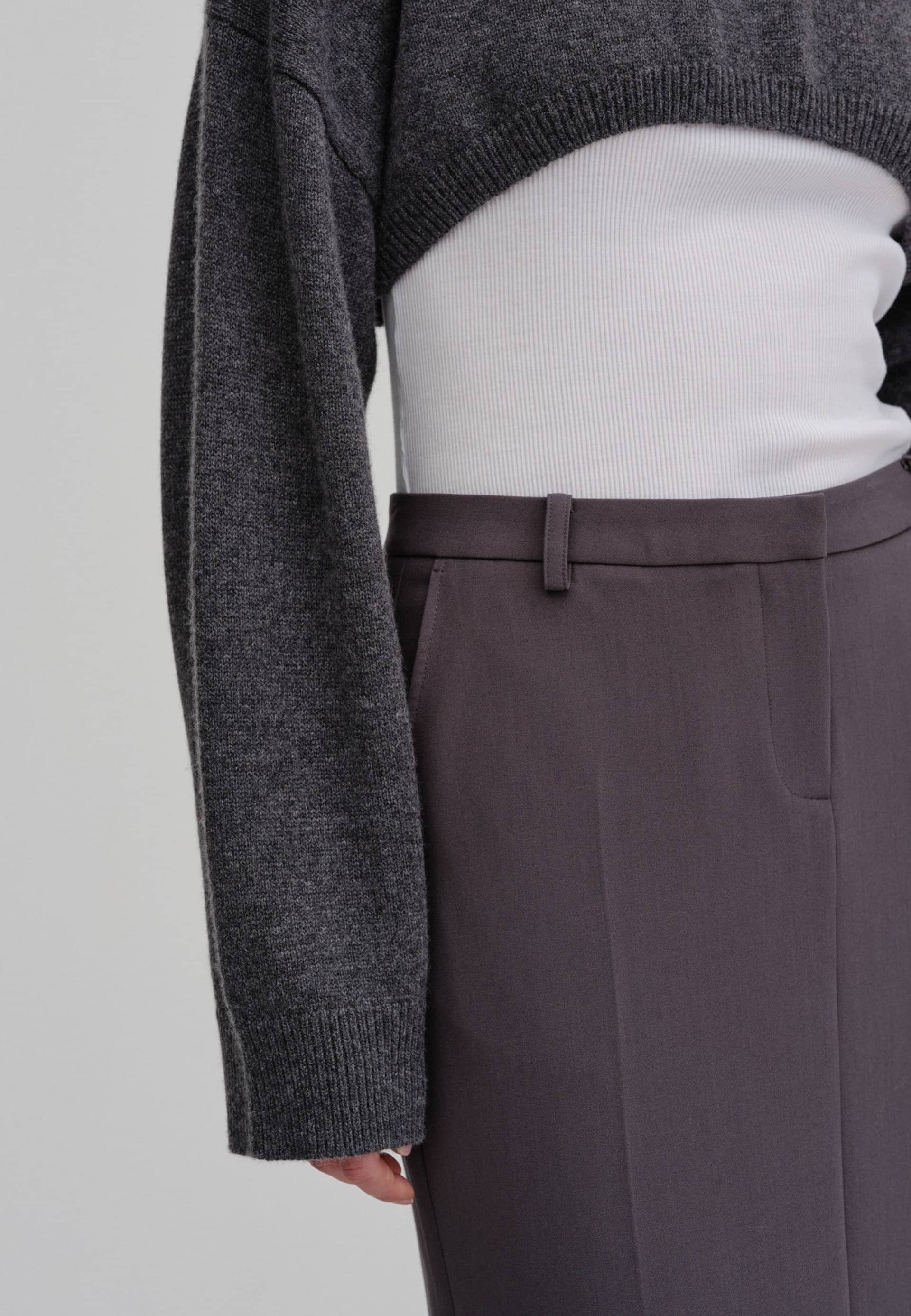 Bloch Knit - Grey melange in Grey made by HERSKIND