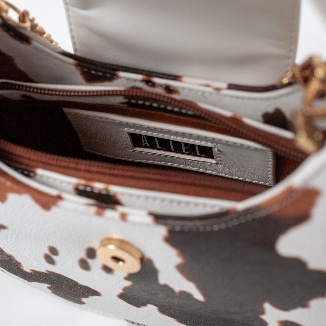 Mow - White x Camel - Halfmoon bag made by ALIEL