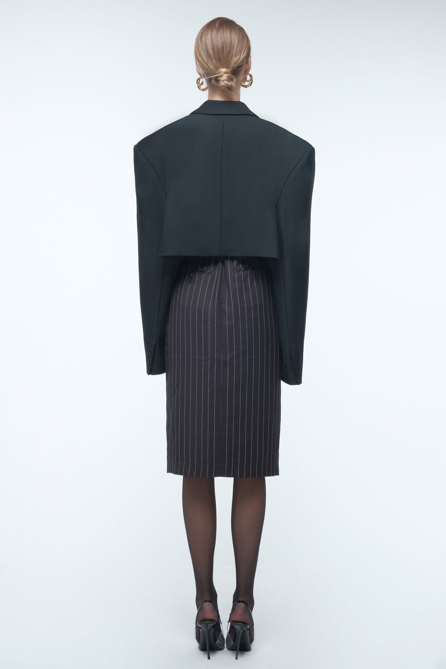 Oversized cropped blazer made by AFTERHOURS