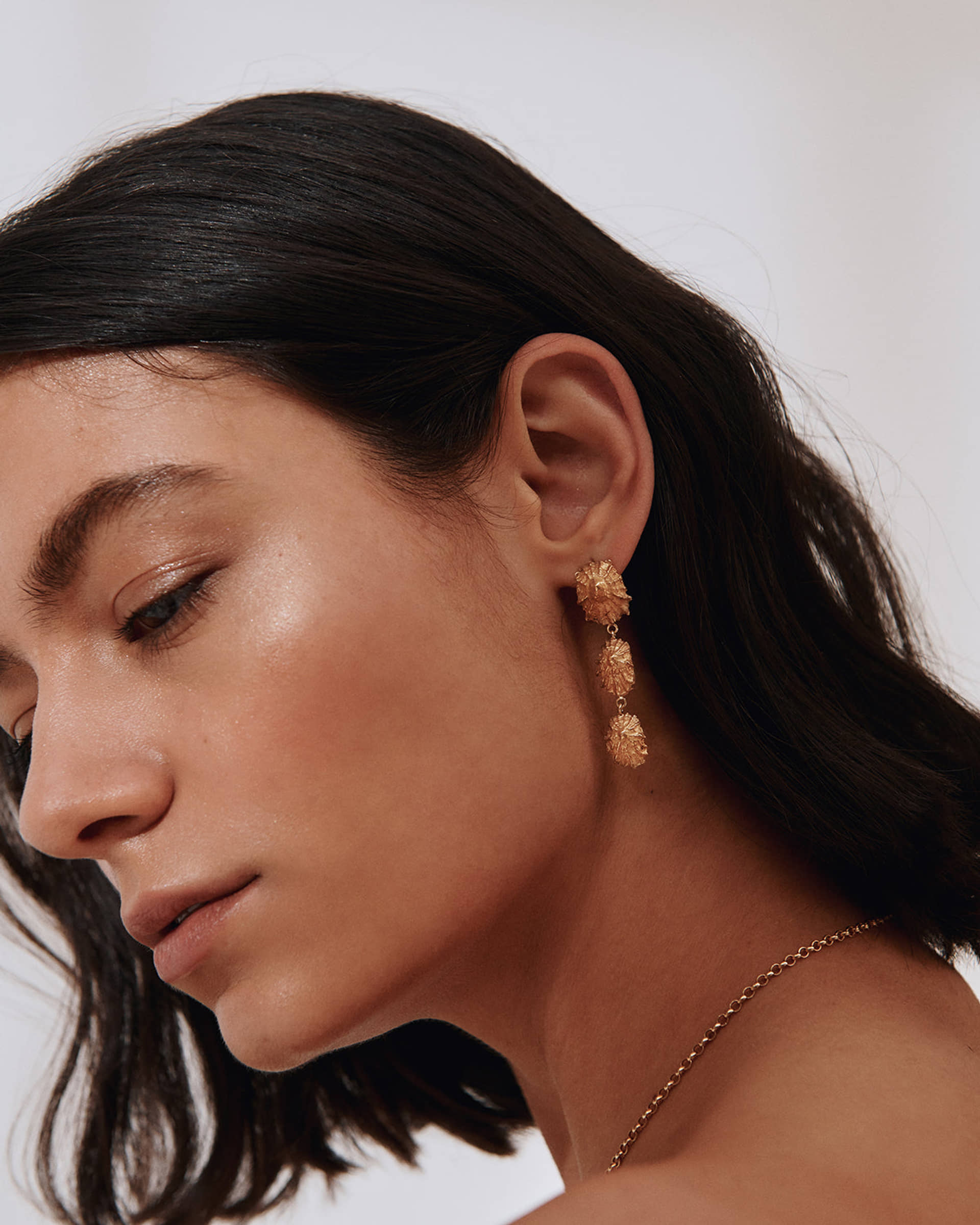 CONCHA EARRINGS made by Carolina De Barros