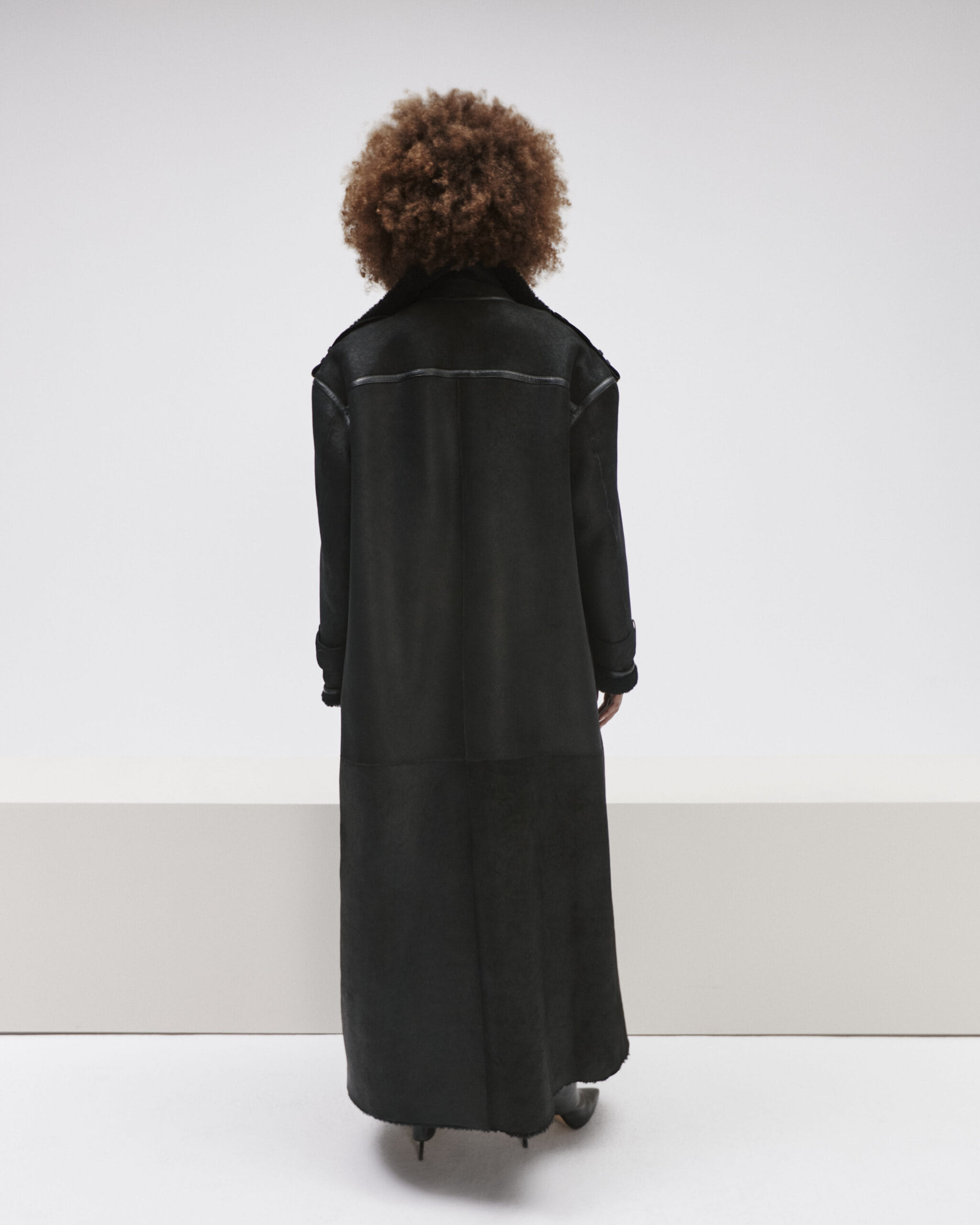 Double Breasted Lamb Leather Coat In Black made by YAVORSKA