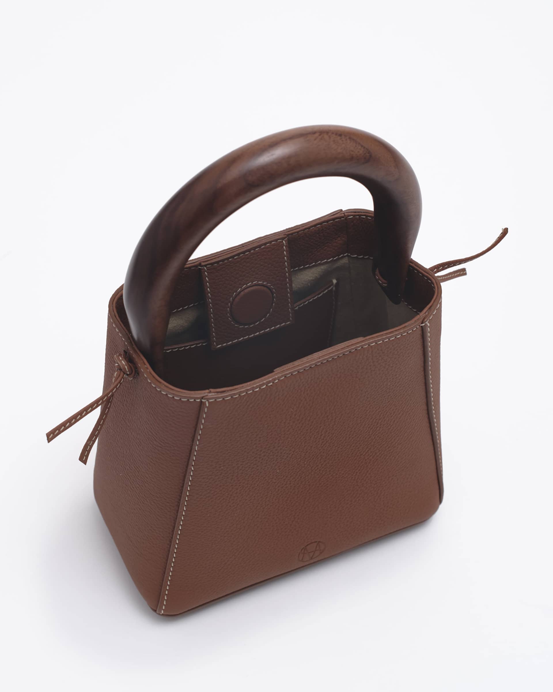 Quinta in Brown made by mas