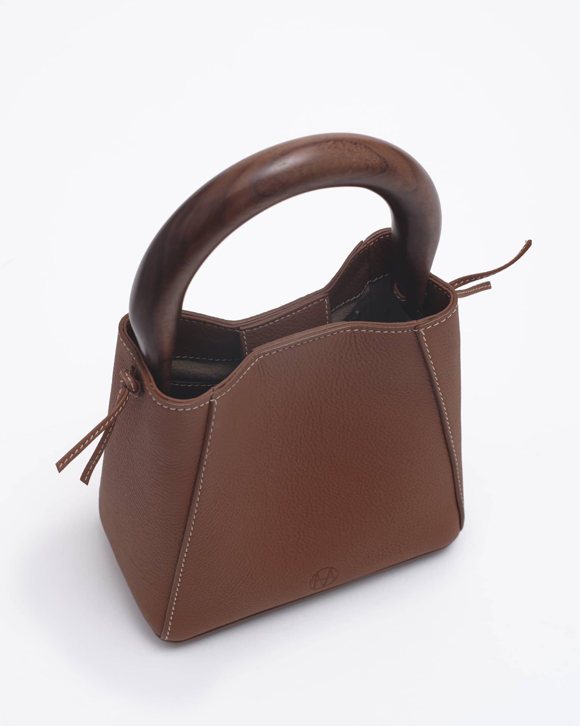 Quinta in Brown made by mas