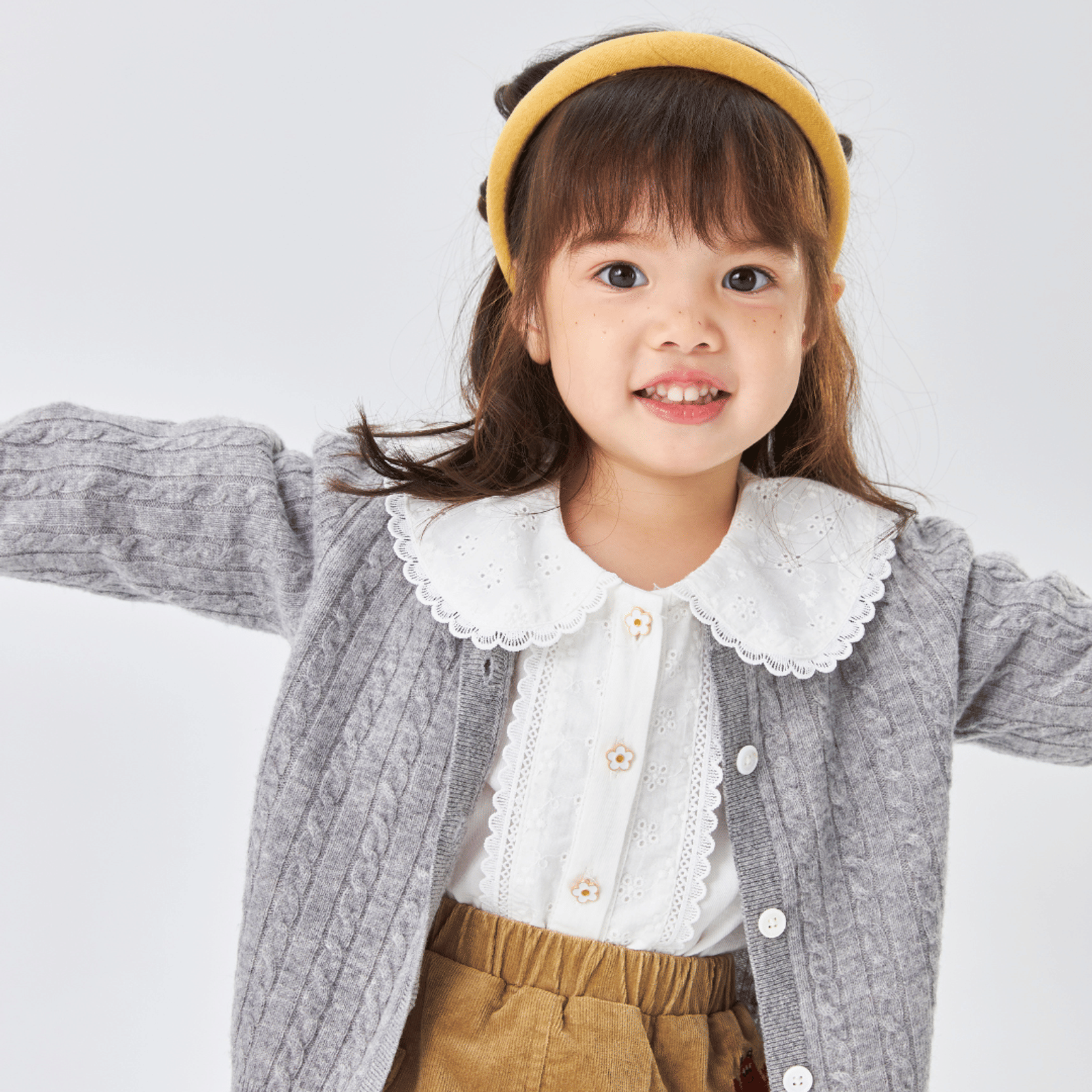 Classic Extra Fine Merino Wool Twist Knit Cardigan | Silver Haze made by CozyU