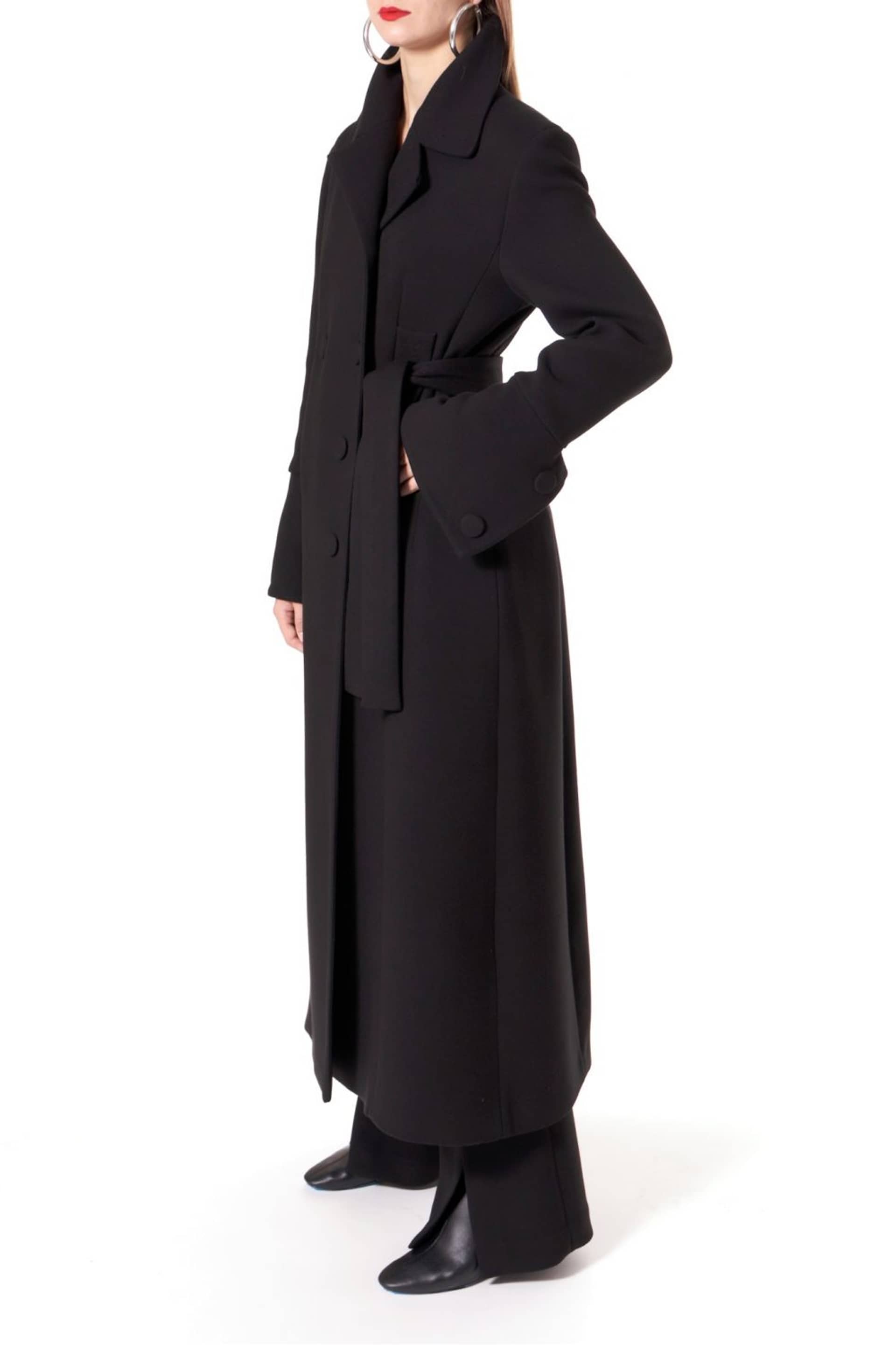 Coat Tilda Designer Black in Black made by HALEWSKI