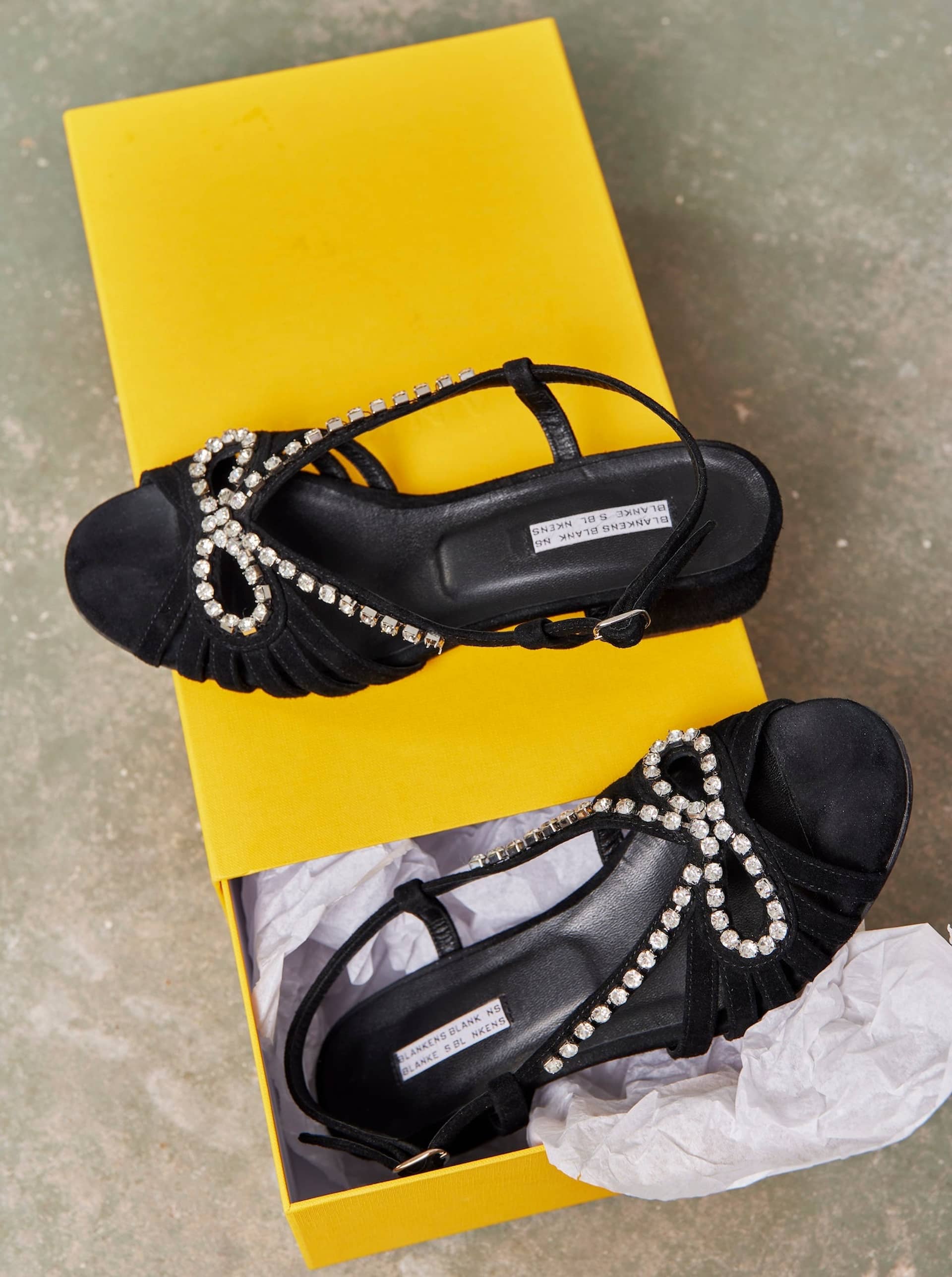 THE VITA RHINESTONES made by Blankens