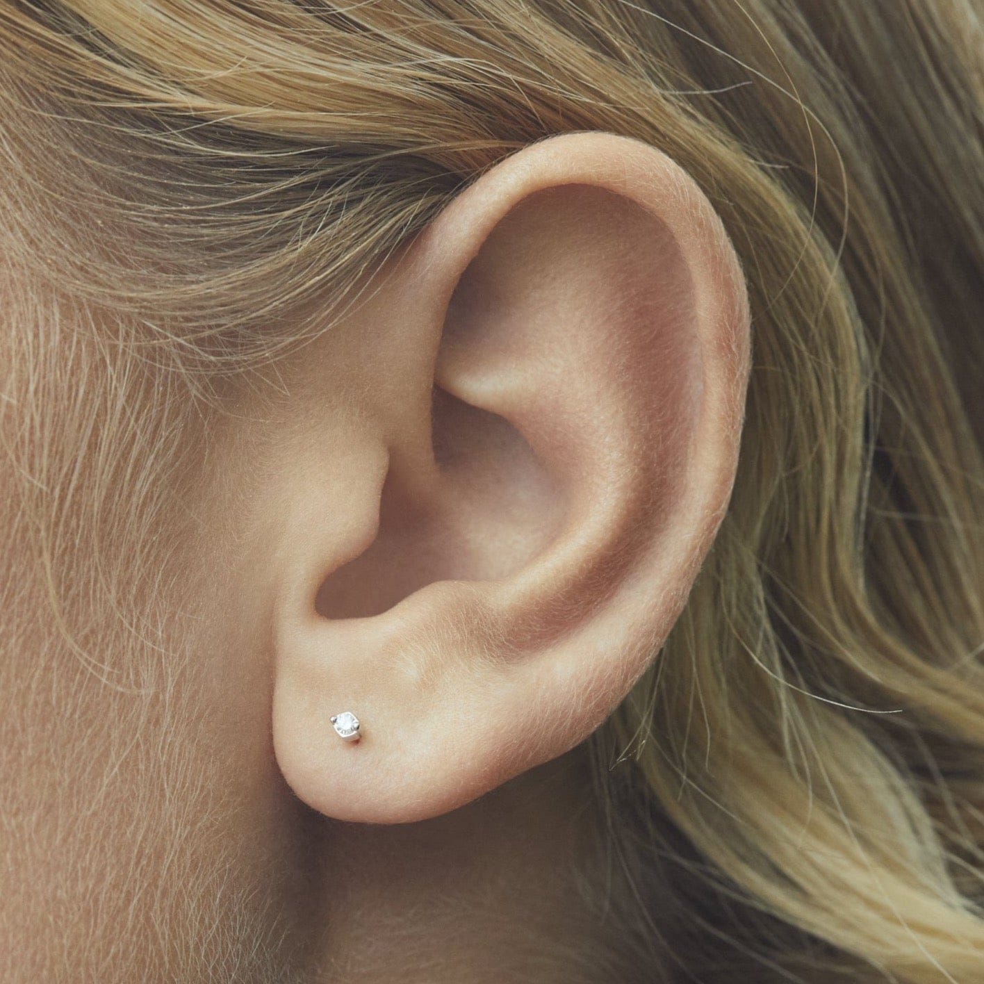 IVORY LABRET - WHITE DIAMOND & WHITE GOLD made by ENNUI