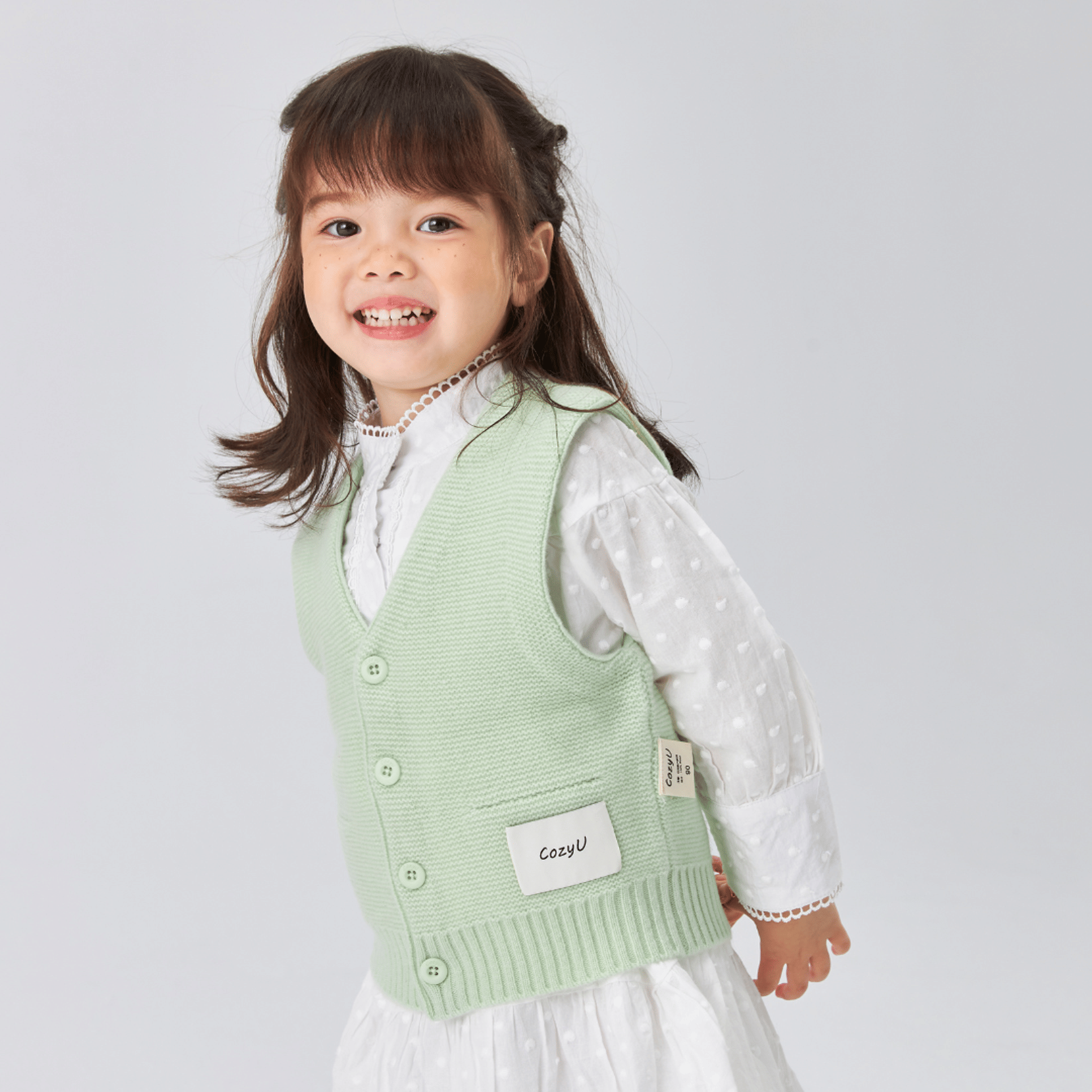 Merino V-Neck Knit Vest | Mint Leaf made by CozyU