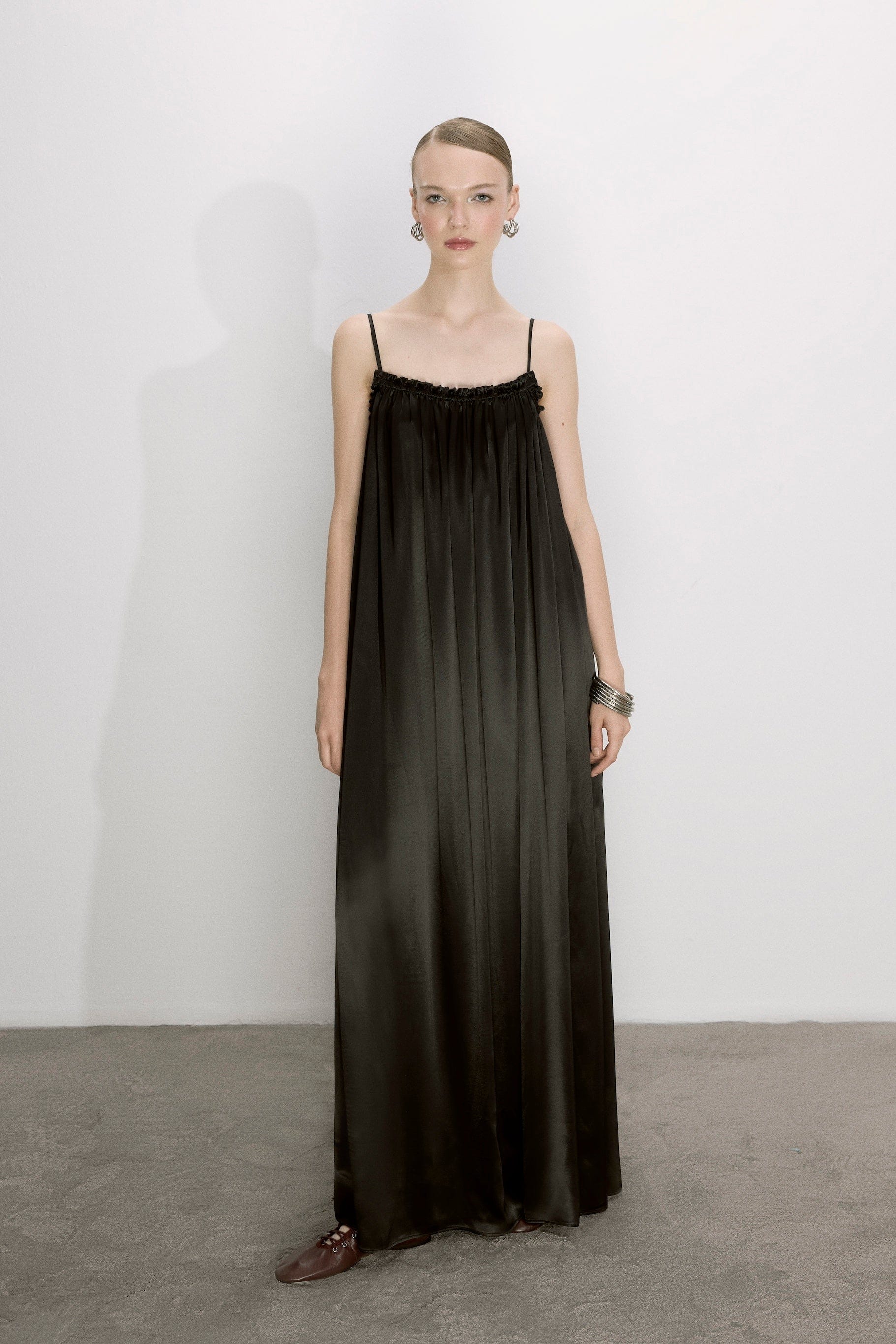 Adele Dress In Black made by Nazli Ceren