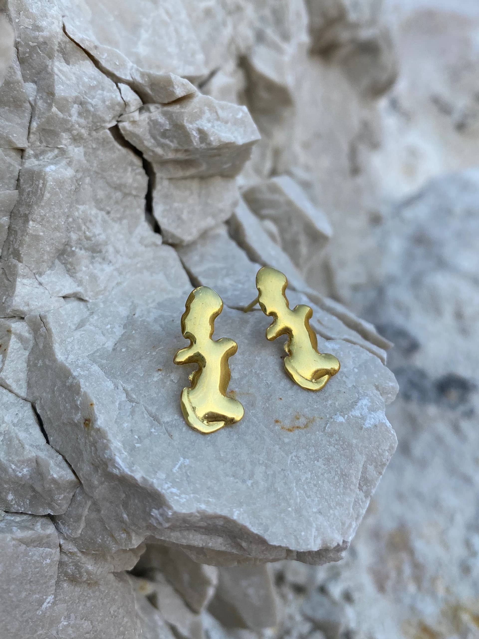 Euphoria Shaman Earrings Gold in Gold made by Eva Remenyi