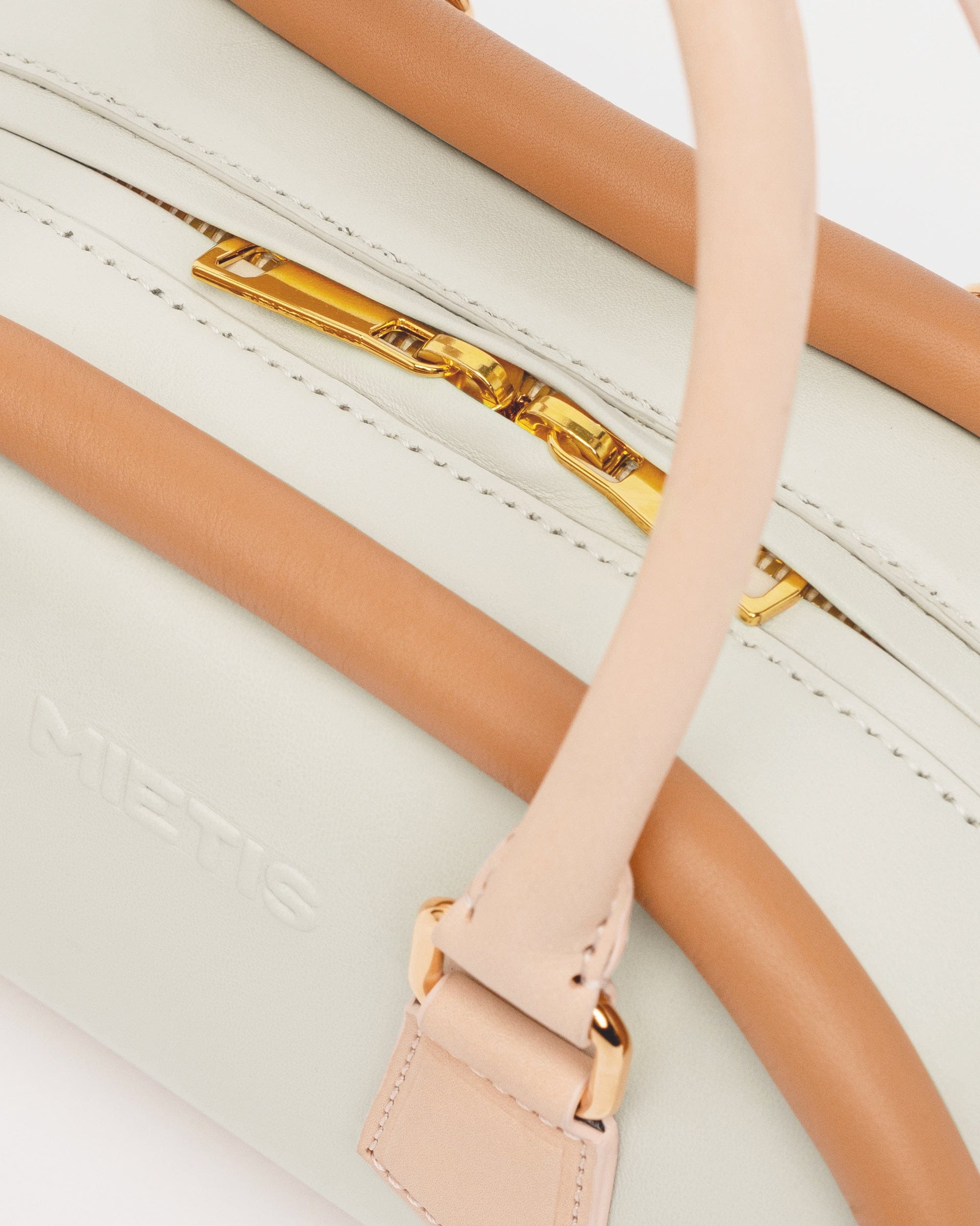 Plutito White made by Mietis