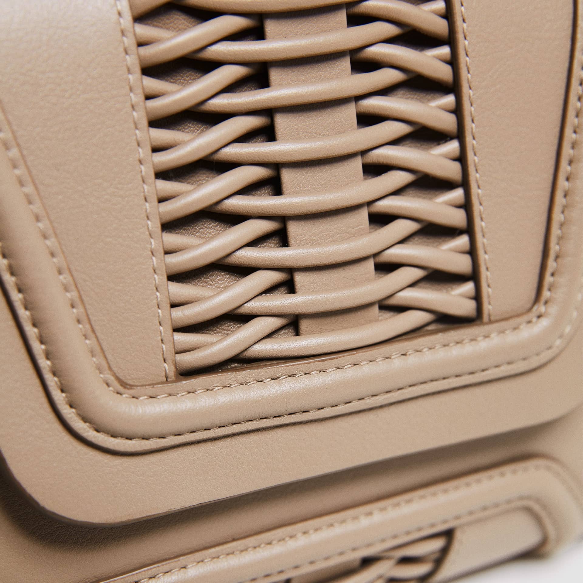 Mini Giovanna taupe braided clutch made by Yliana Yepez