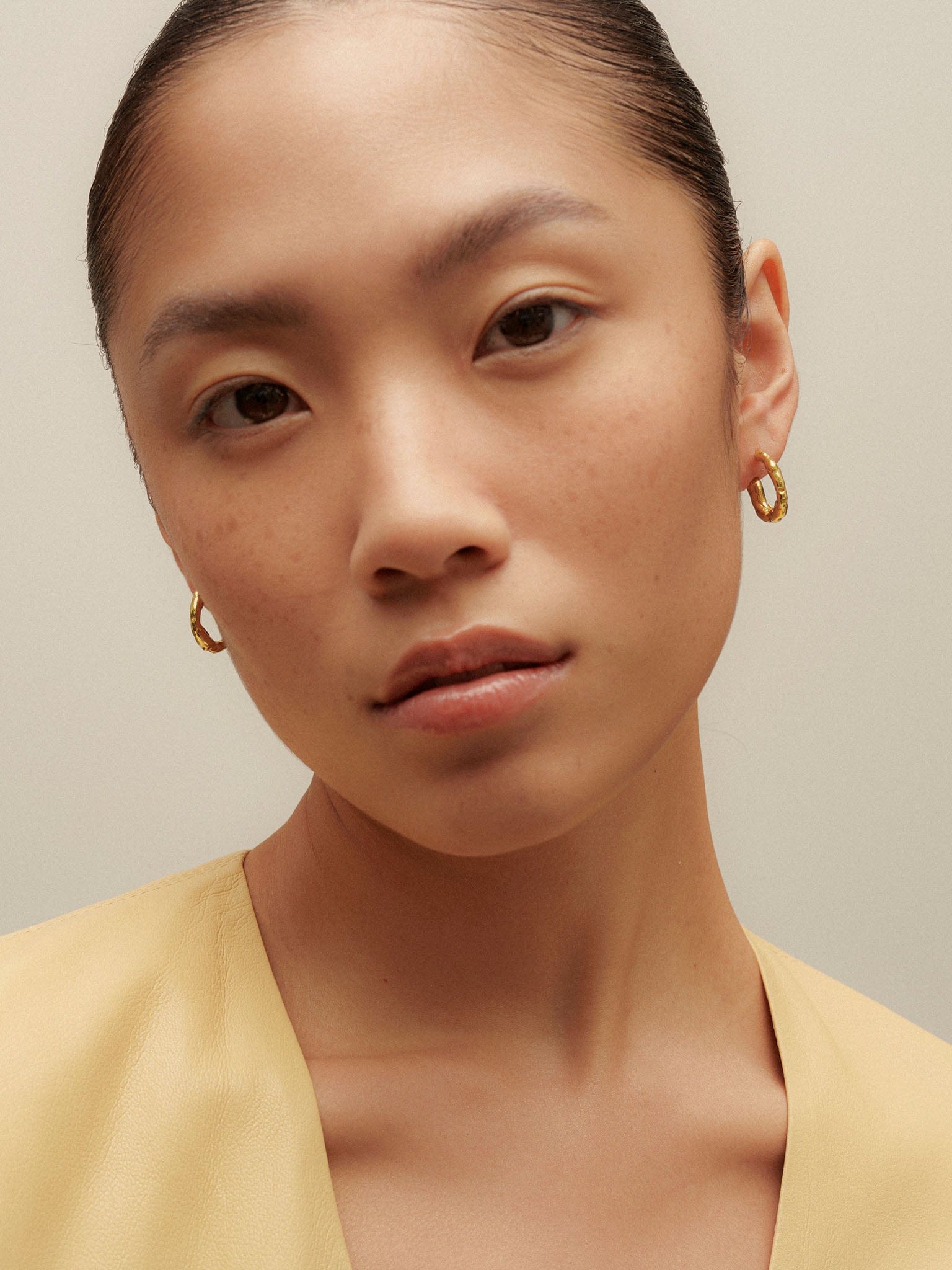 Talisman Small Hoop Earrings Gold made by Eva Remenyi