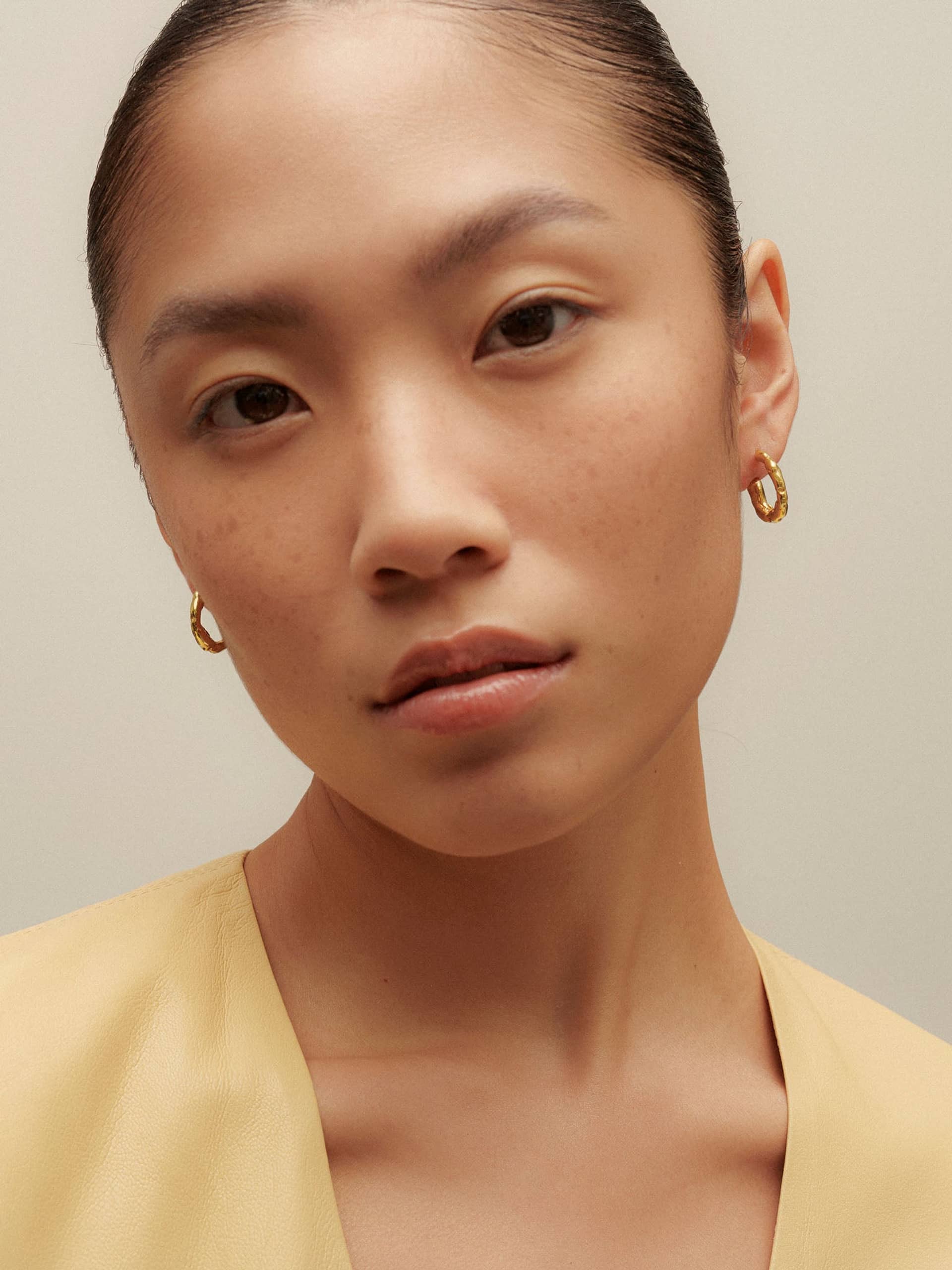 Talisman Small Hoop Earrings Gold made by Eva Remenyi