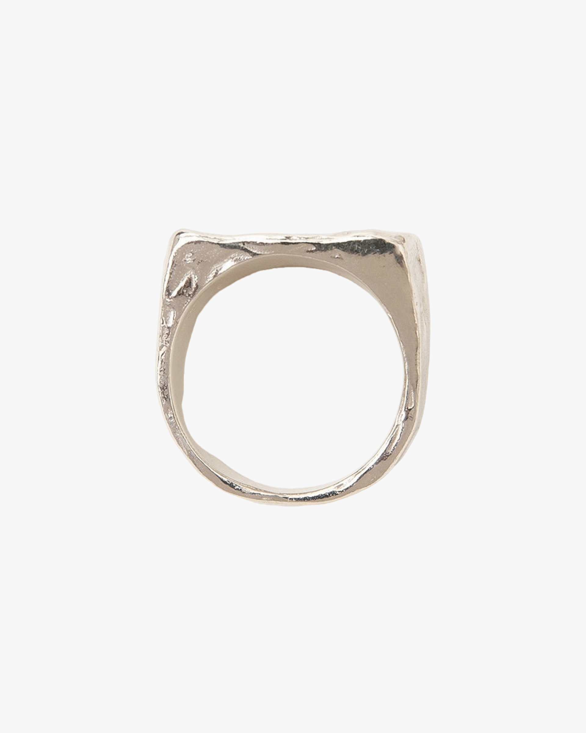 AREIA RECTANGULAR SIGNET RING made by Carolina De Barros