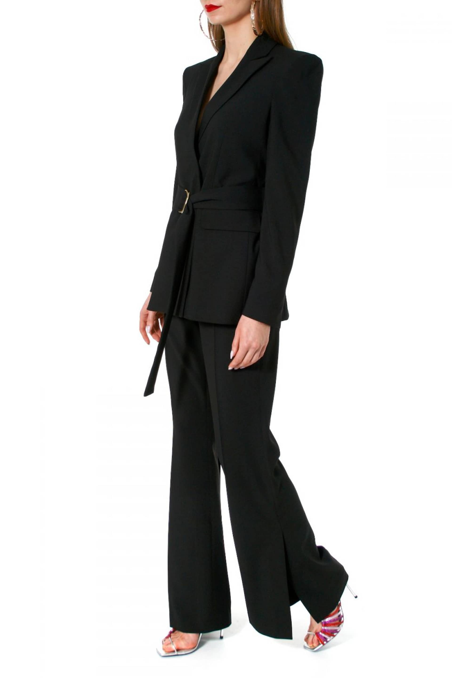 Blazer Marina Neutral Black in Black made by HALEWSKI