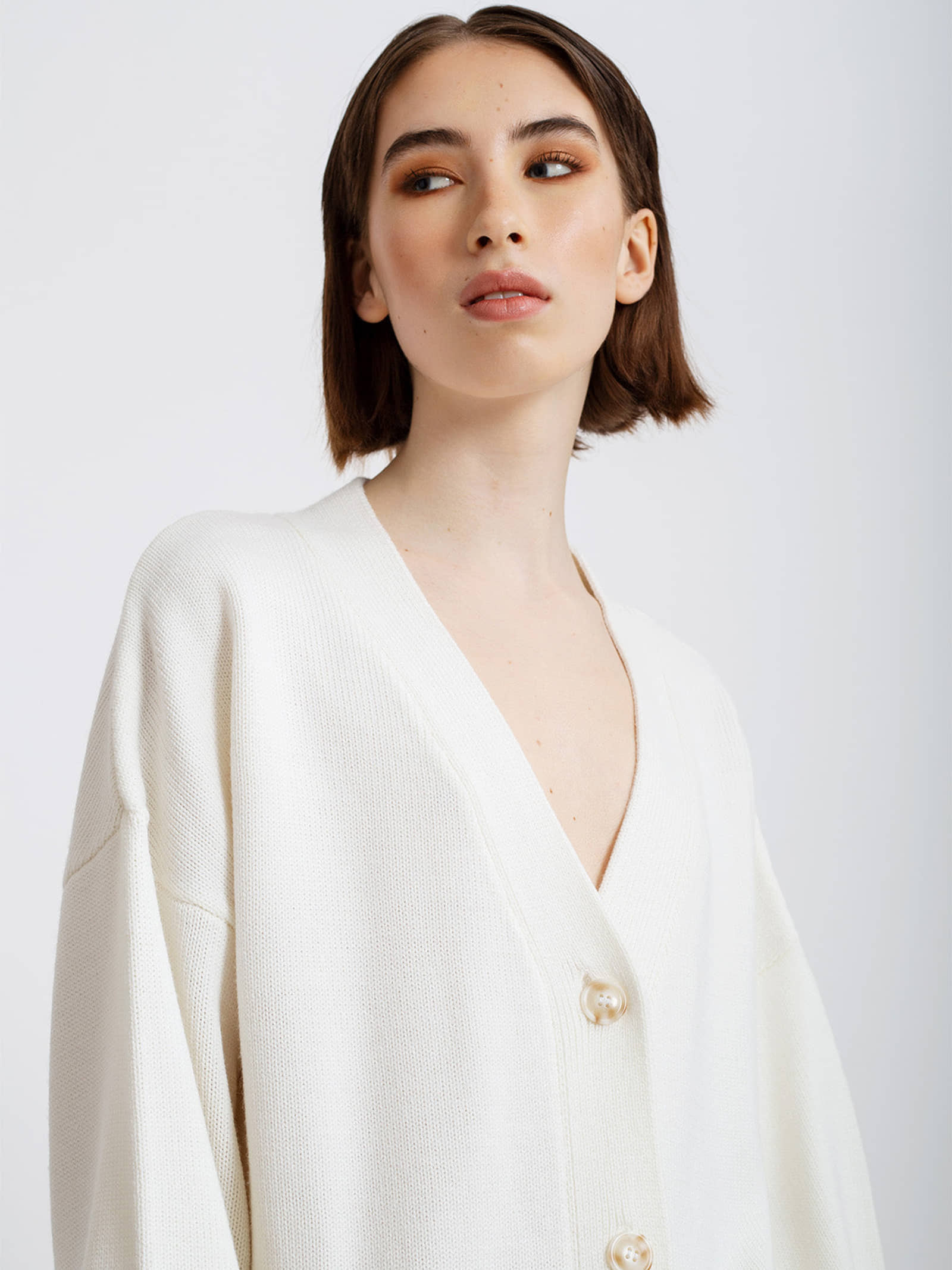 Leona Cardigan in White made by AÉRYNE