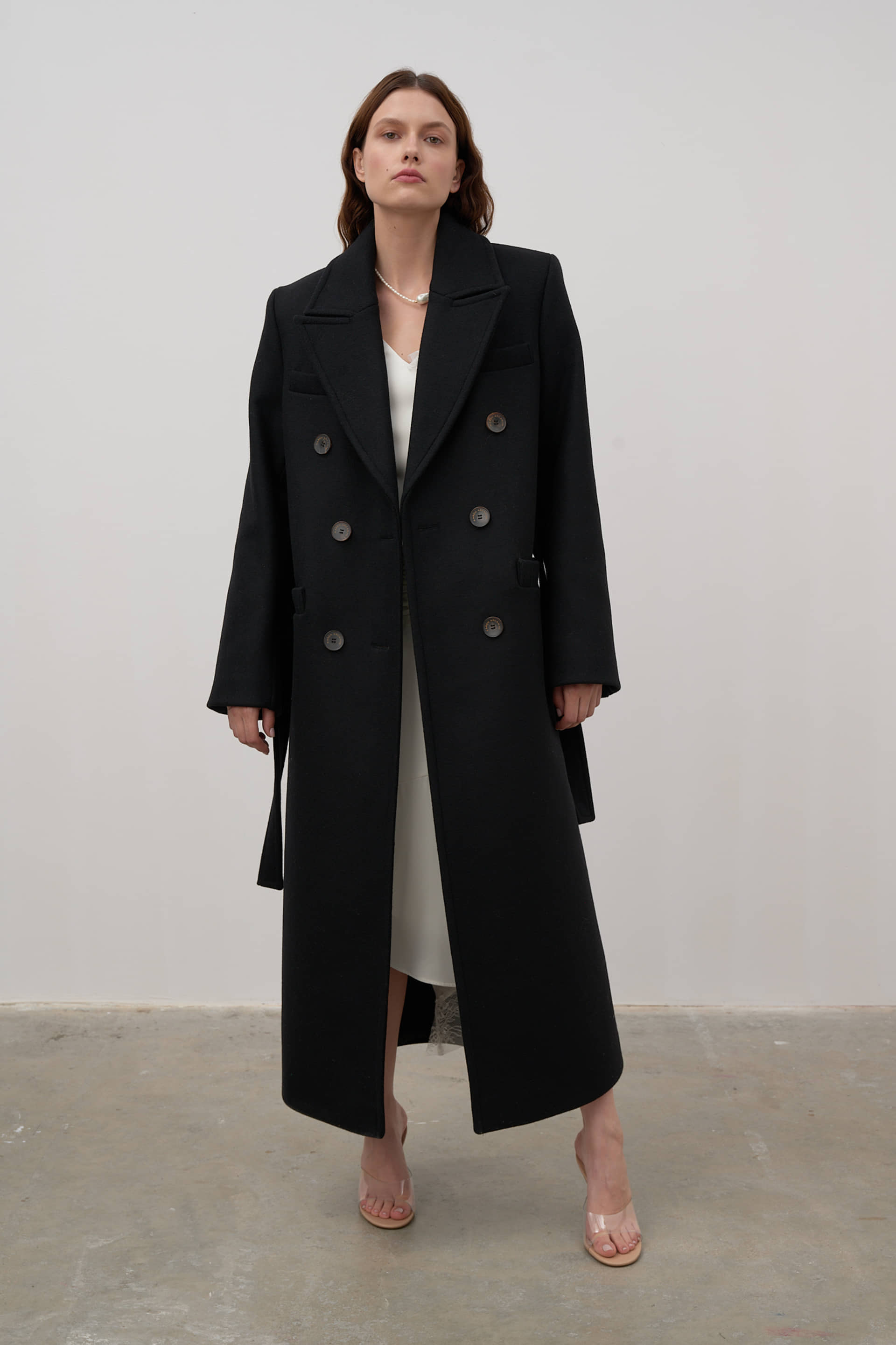 Double-breasted wool coat made by Karen Arcanjo