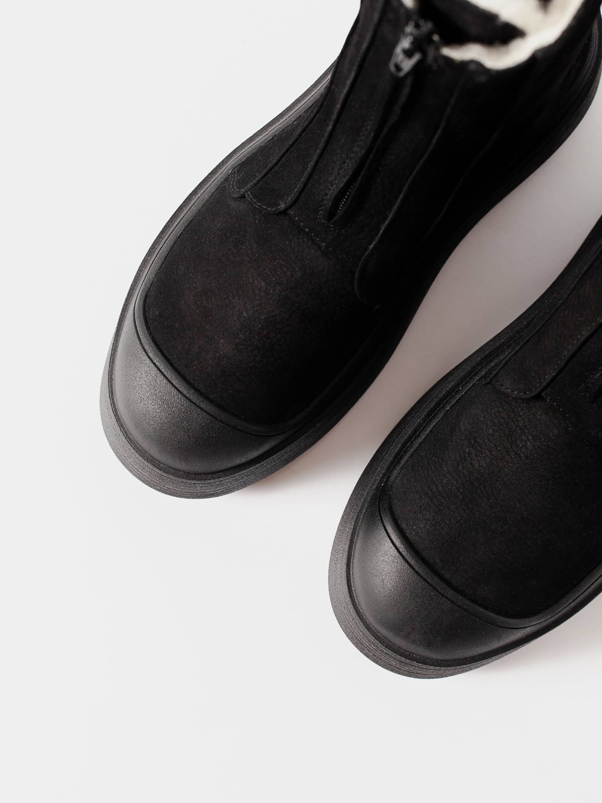 THE LARA ZIP made by Blankens