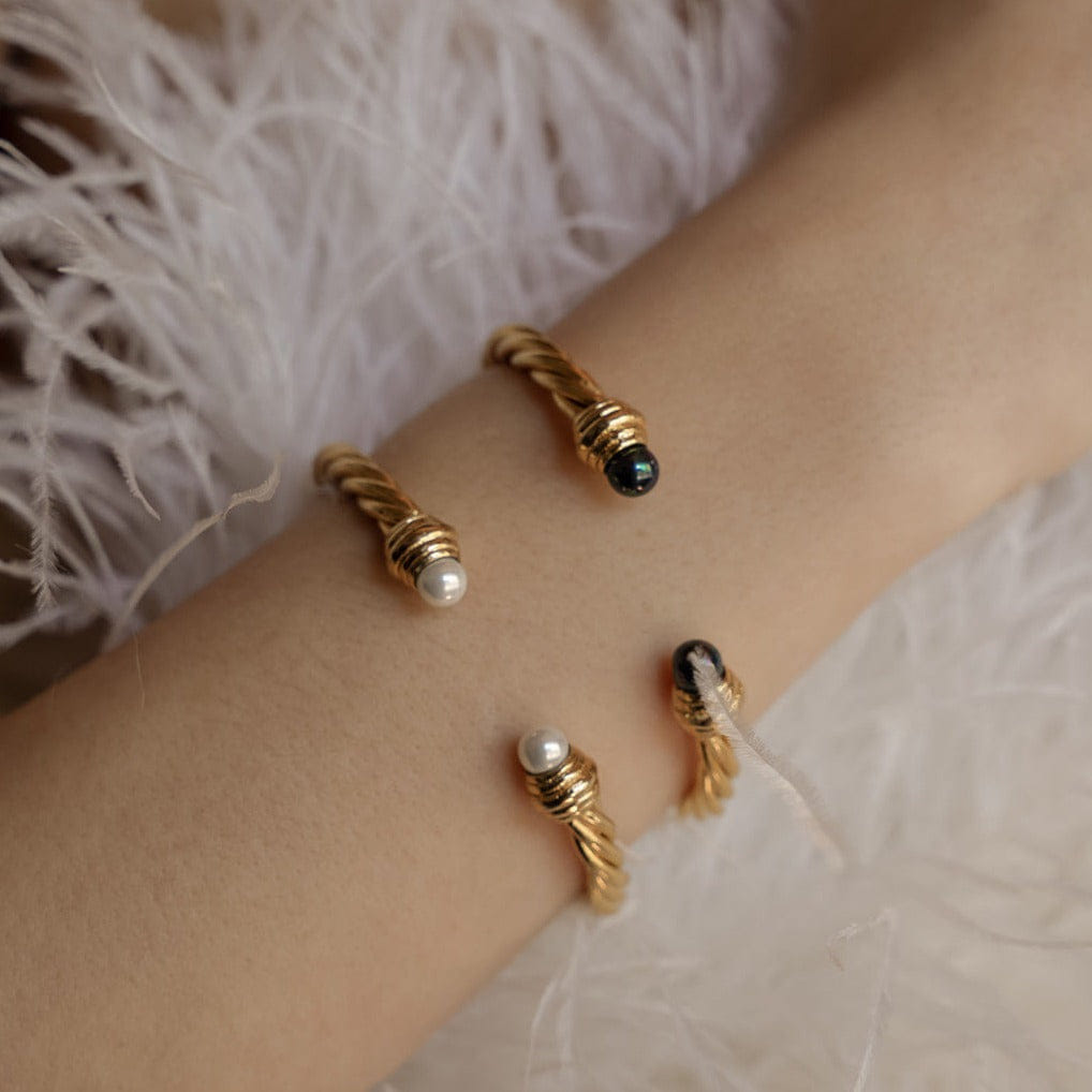 SHIPTON CUFF made by Zepplin The Label