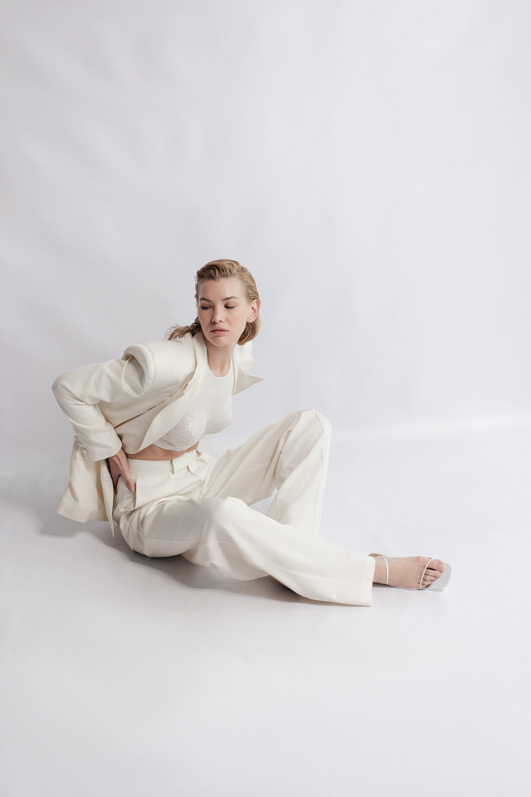 Classic Oversize Blazer in White made by Aureliana