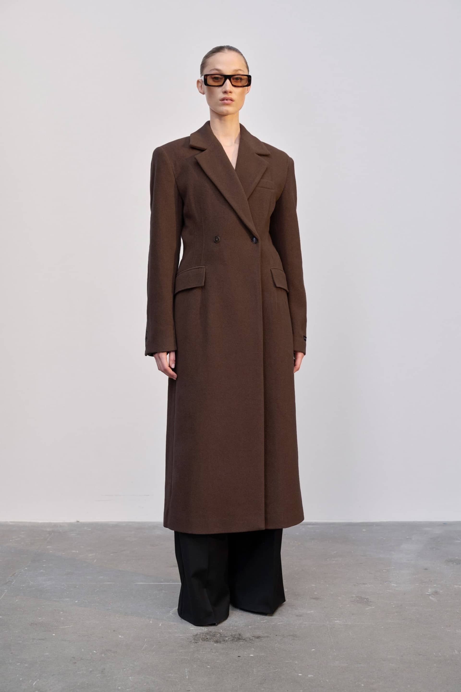 Ultra Coat - Brown made by HERSKIND
