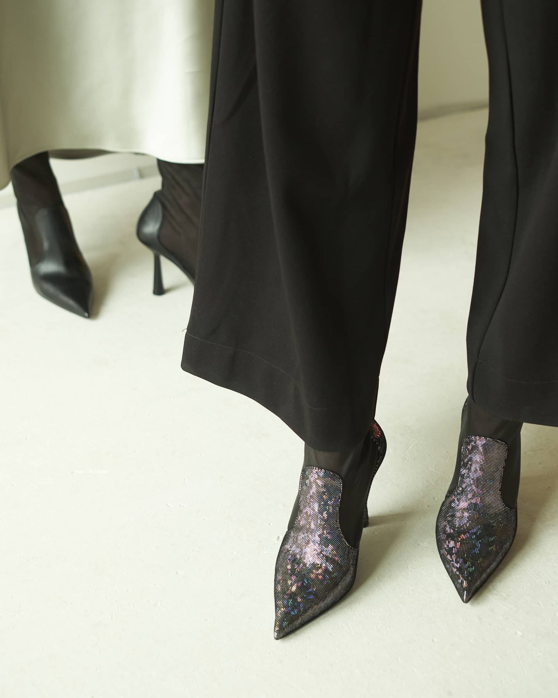 Anna Boot 95 Disco Suede Black in Black made by ATANA