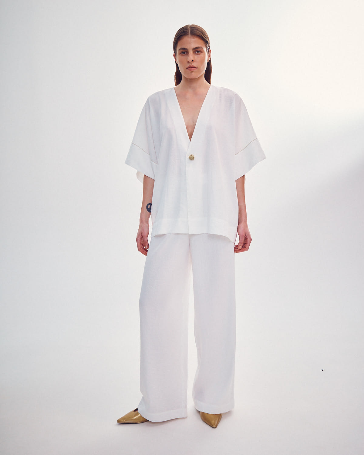 PANTS WITHOUT A BELT made by DELEGAN Clothes