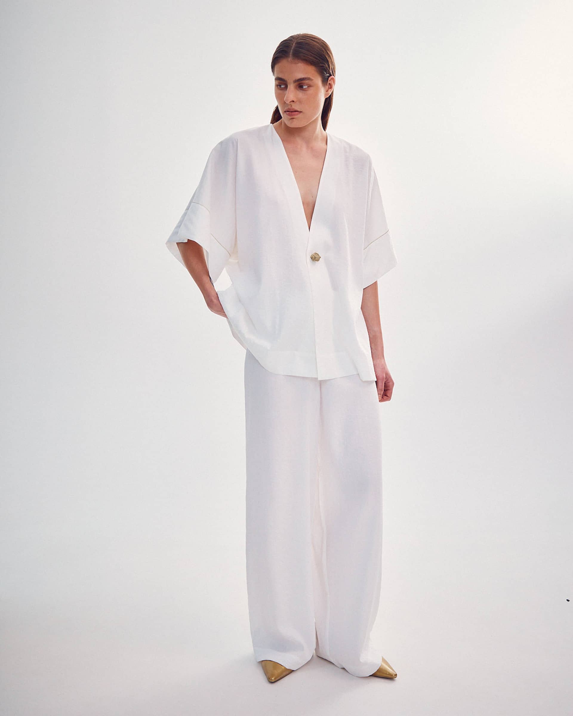 PANTS WITHOUT A BELT made by DELEGAN Clothes