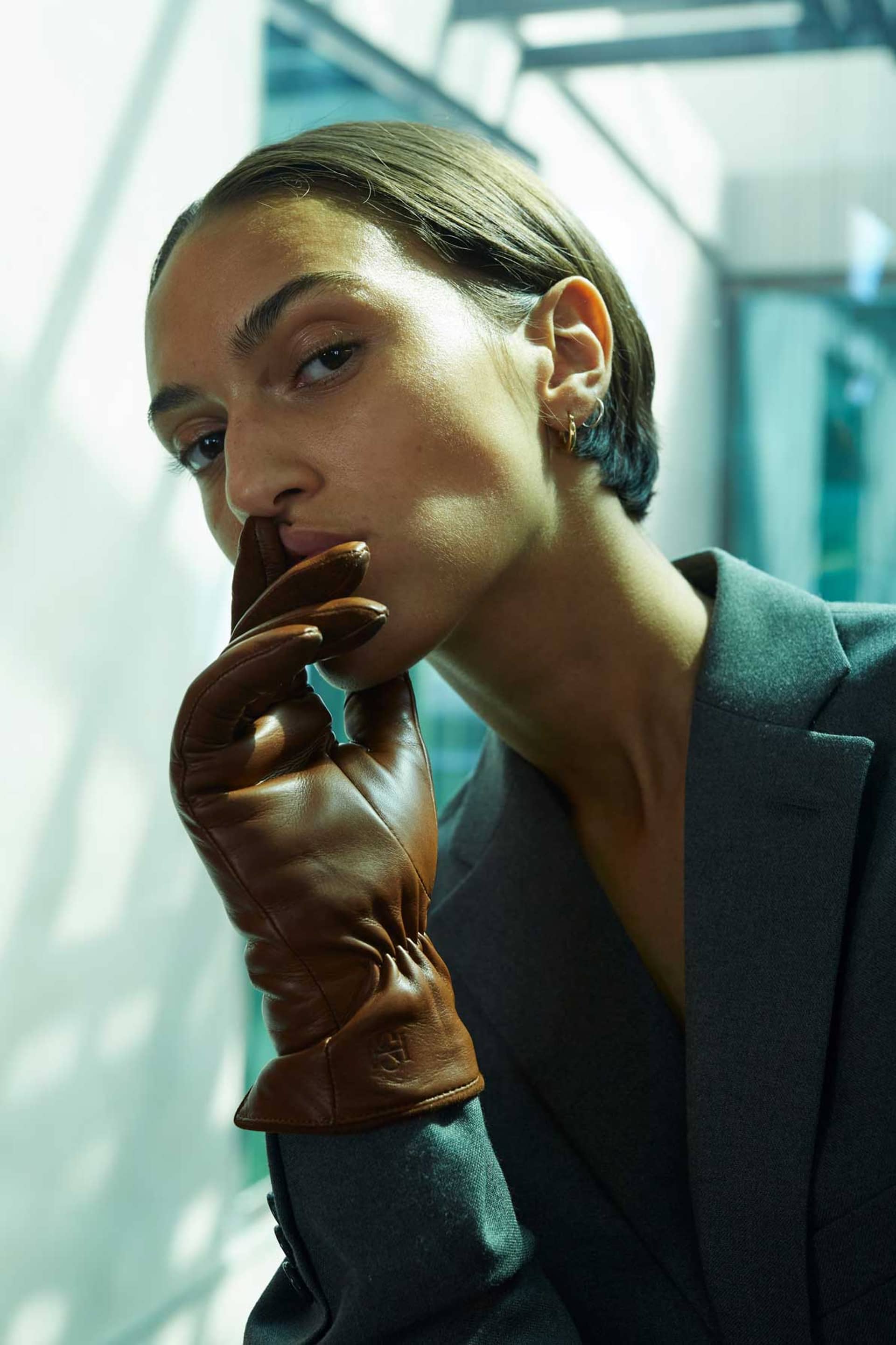 Essentials Saddle Brown made by Handsome Stockholm