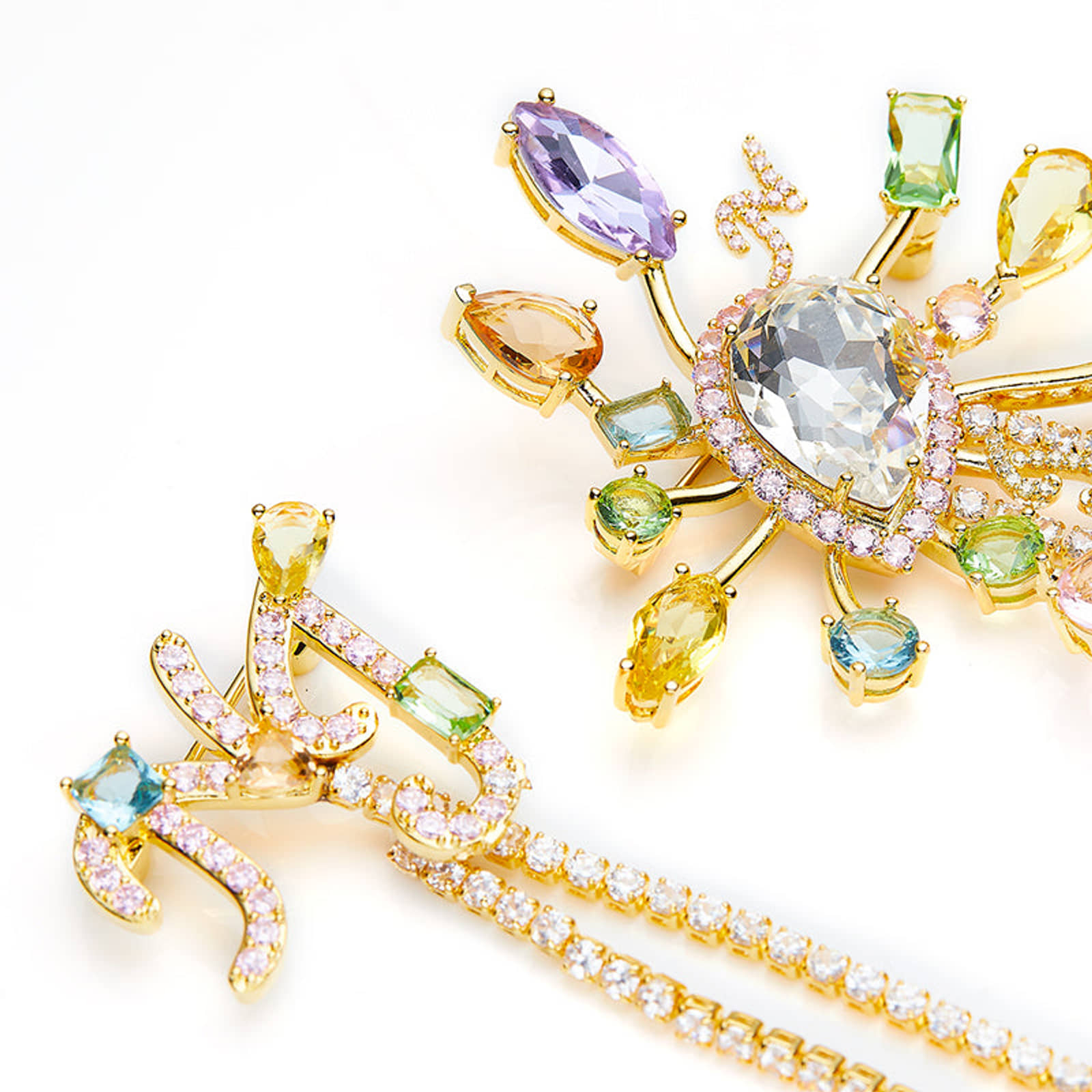 Fiona Brooch (Final Sale) made by Nana Jacqueline