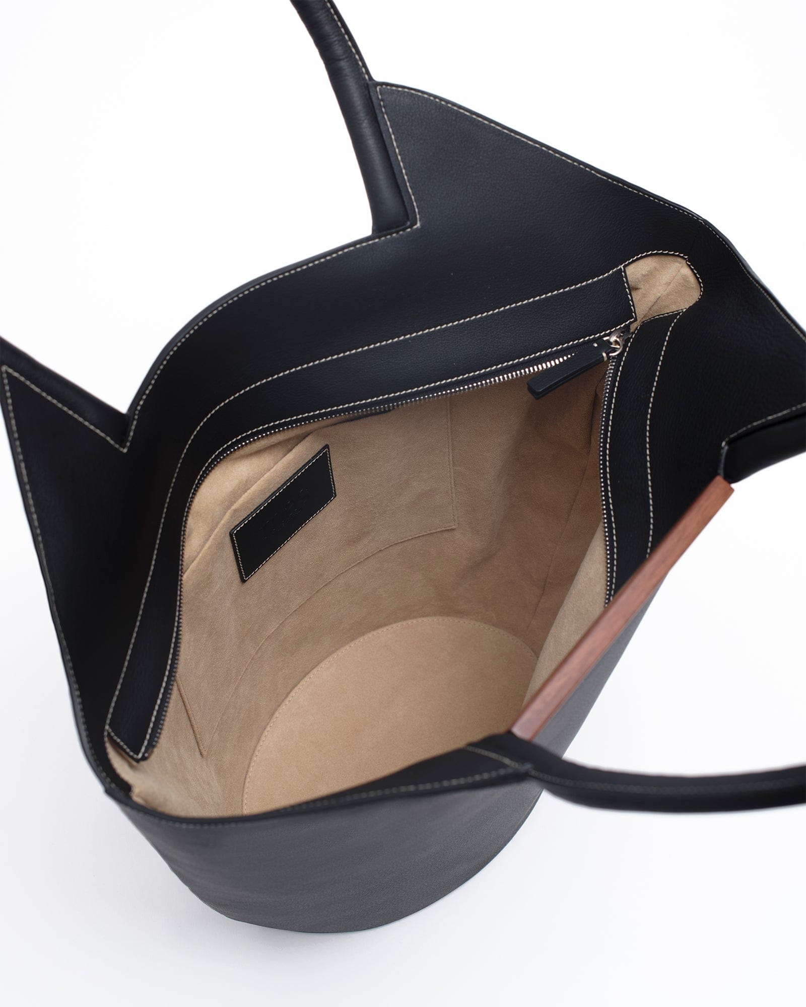 Garden Tote in Black made by mas