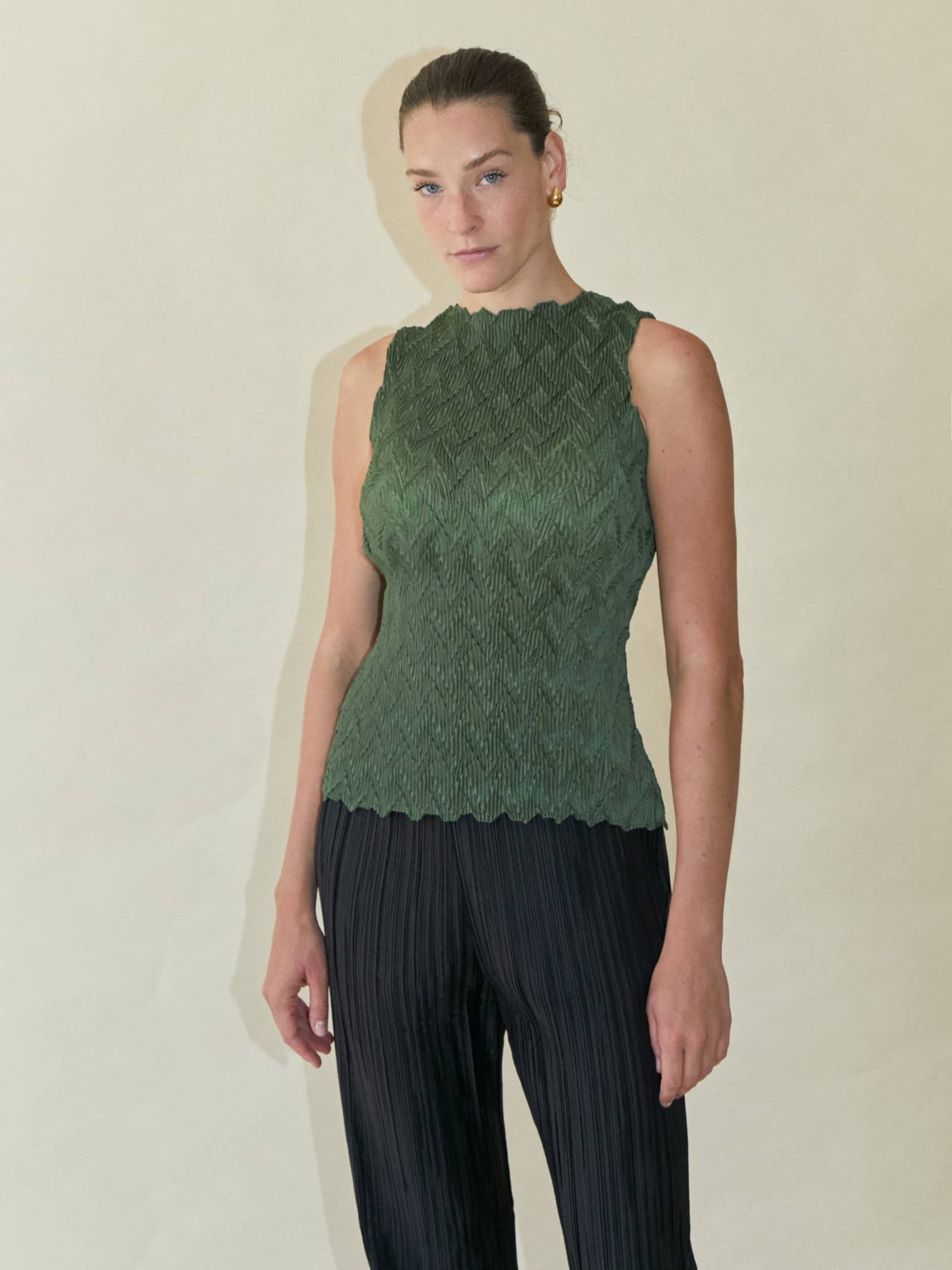 Hand Pleated Basket Top - Olive made by CAHAYA STUDIOS
