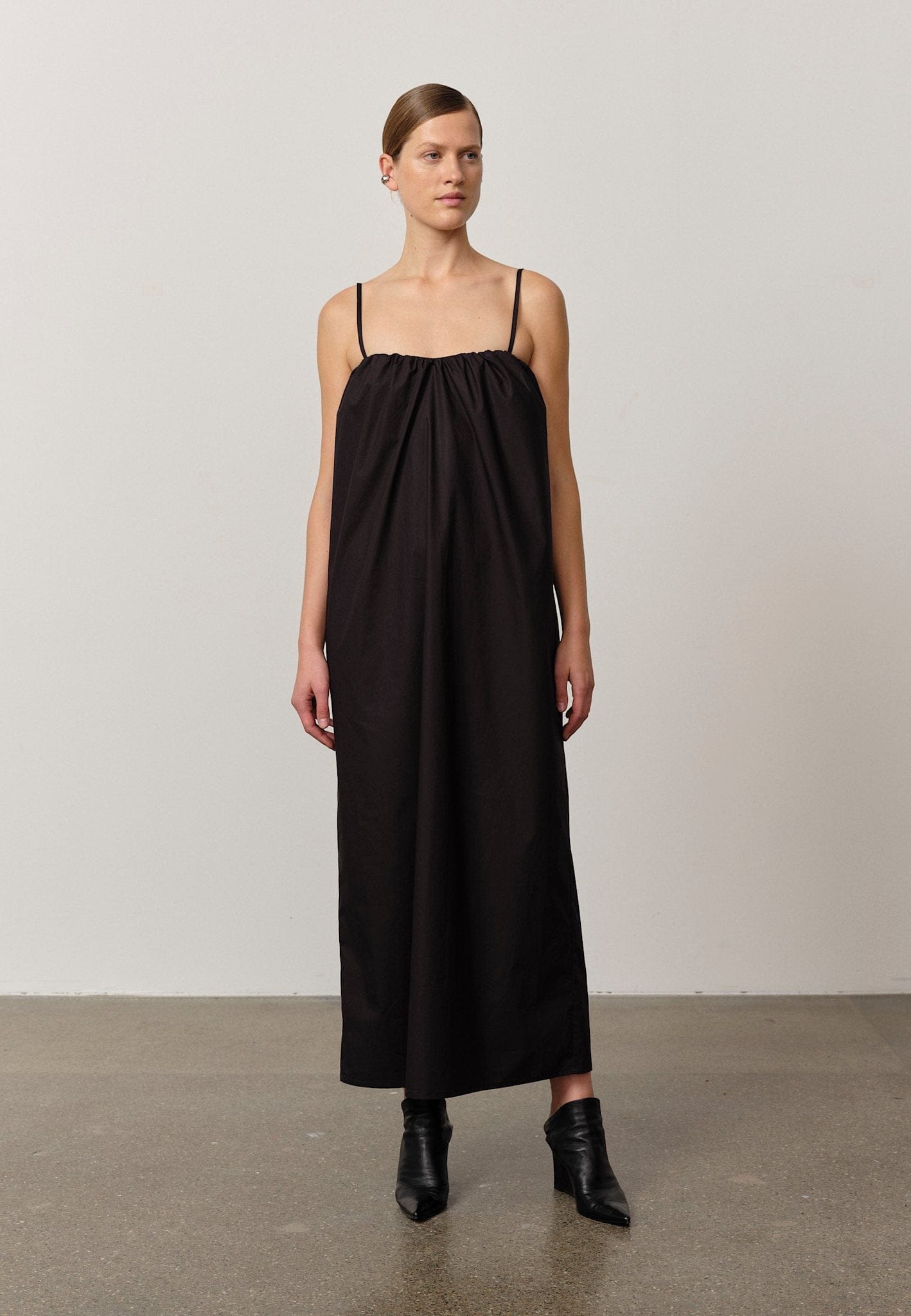 Colette Dress - Navy made by HERSKIND