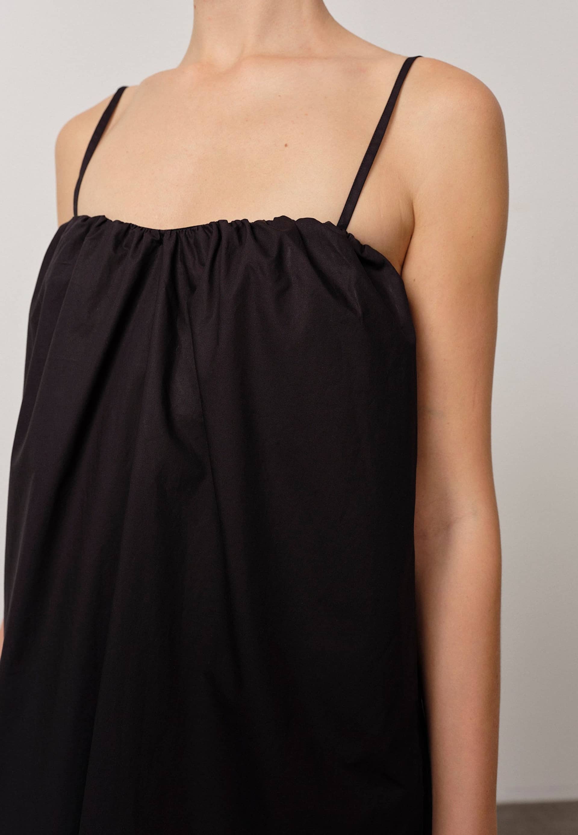 Colette Dress - Navy made by HERSKIND