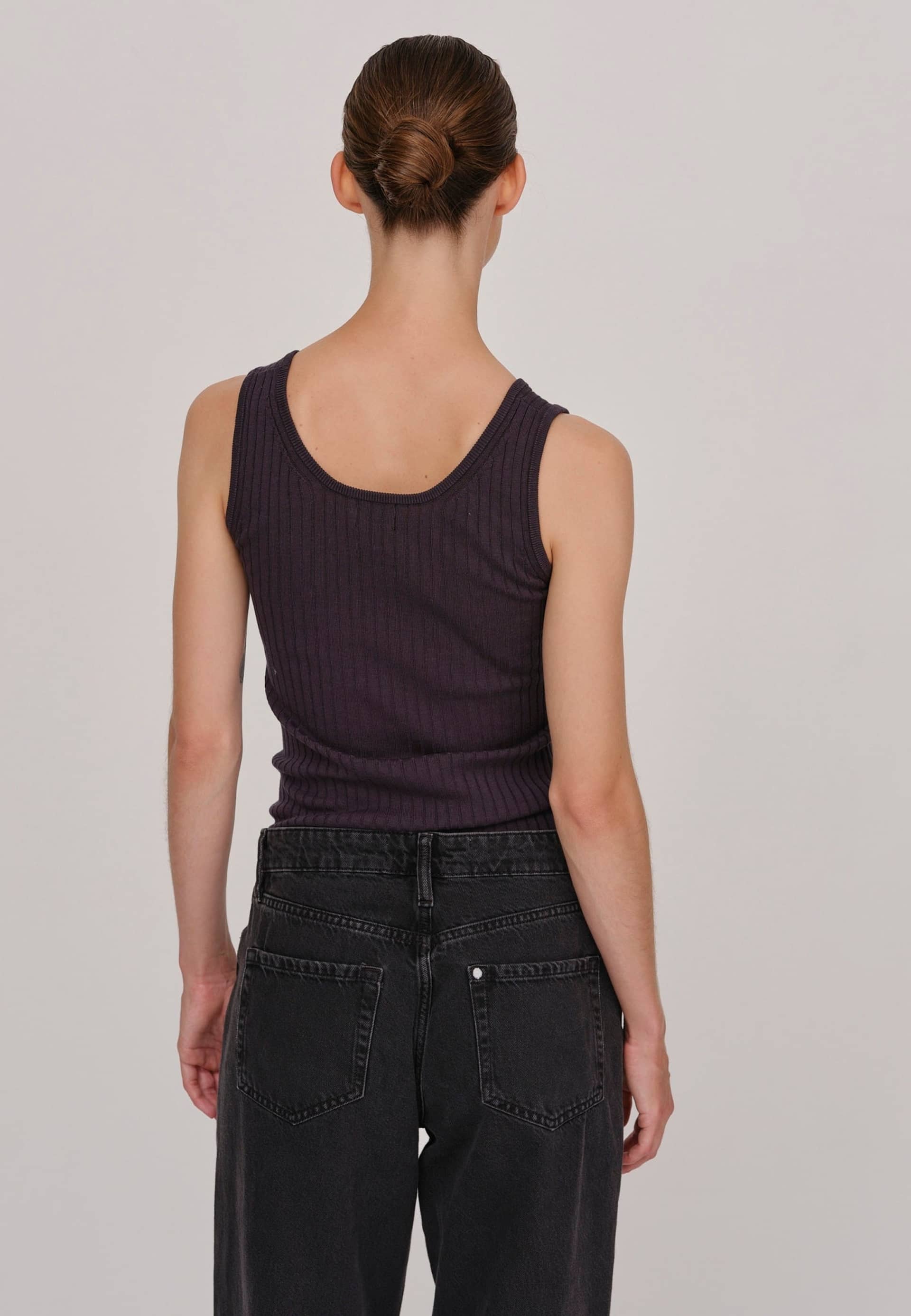 Tripa Knit top - Ebony made by HERSKIND