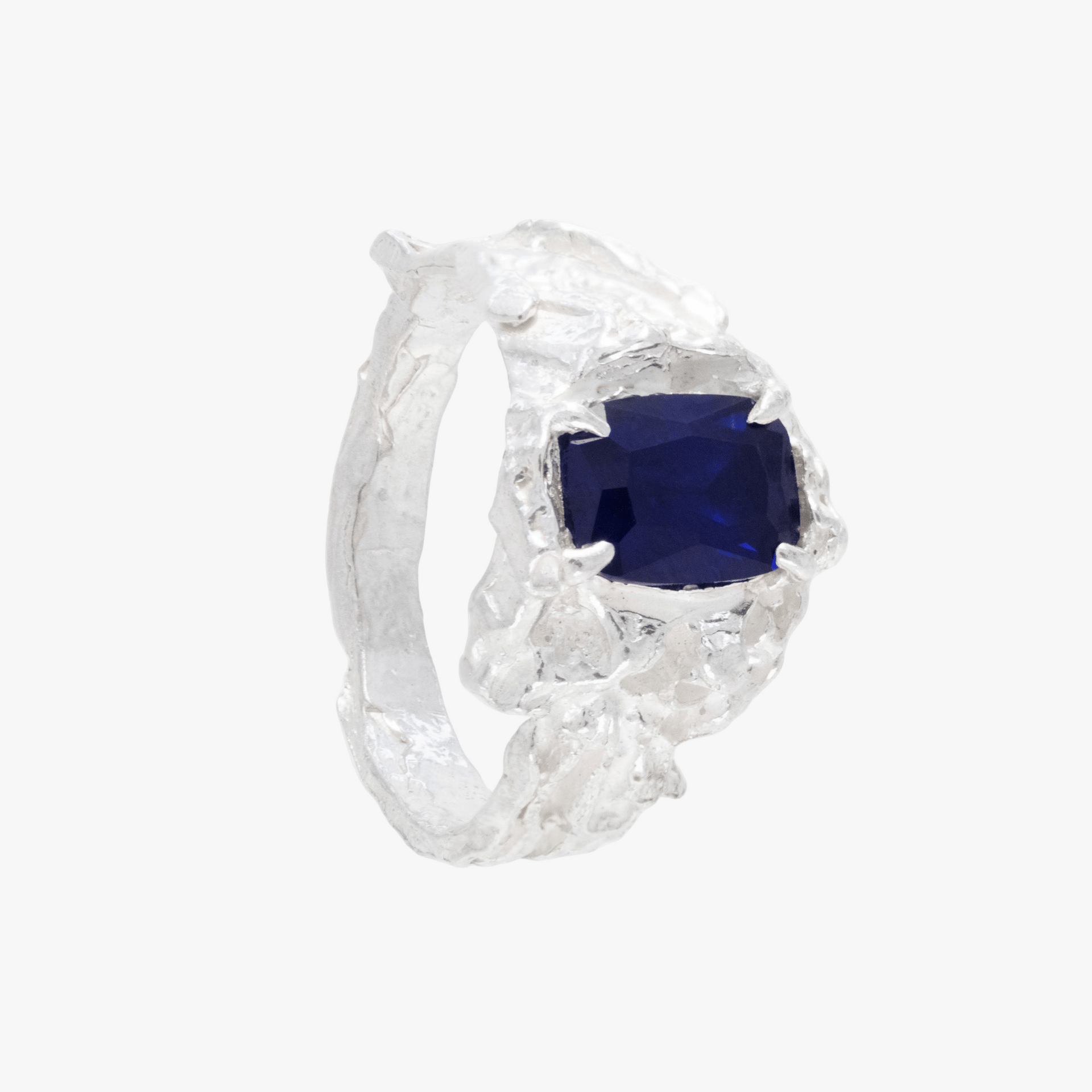 Shimeji Sapphire Argenti Ring made by Loveness Lee