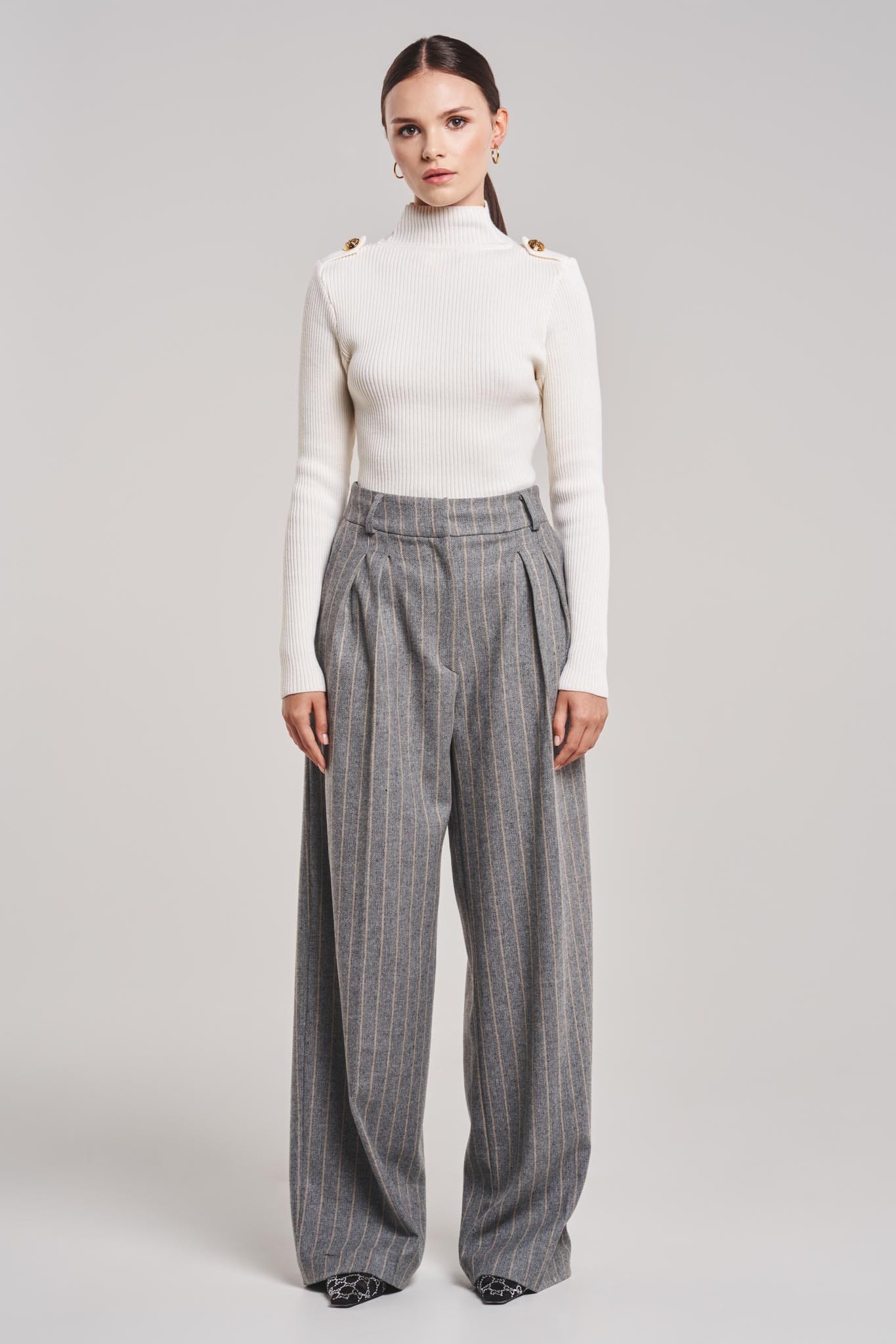 WHITE MERINO WOOL GOLF made by BENU Studio