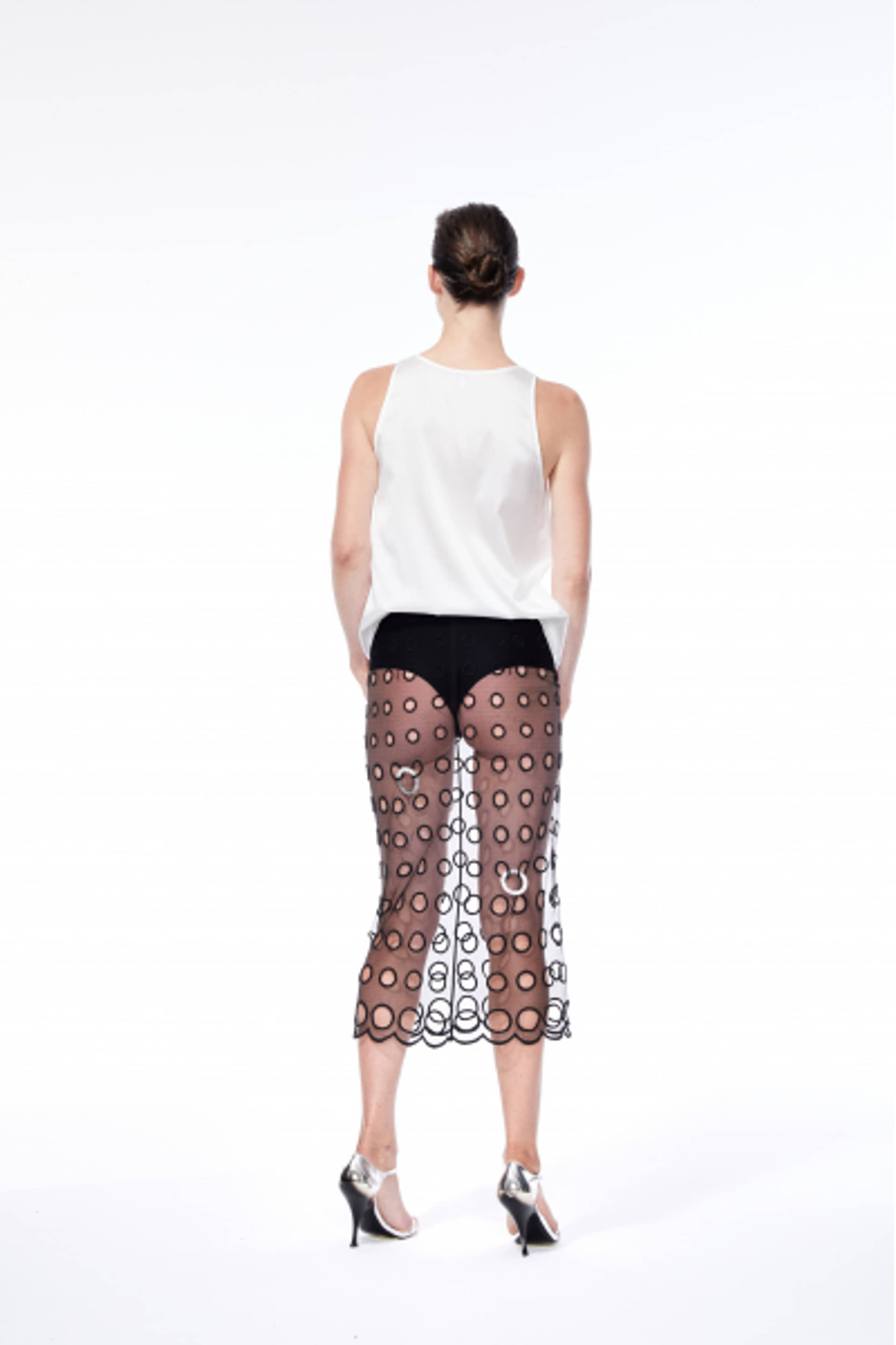 SEAMLESS SHORTS made by NUÉ
