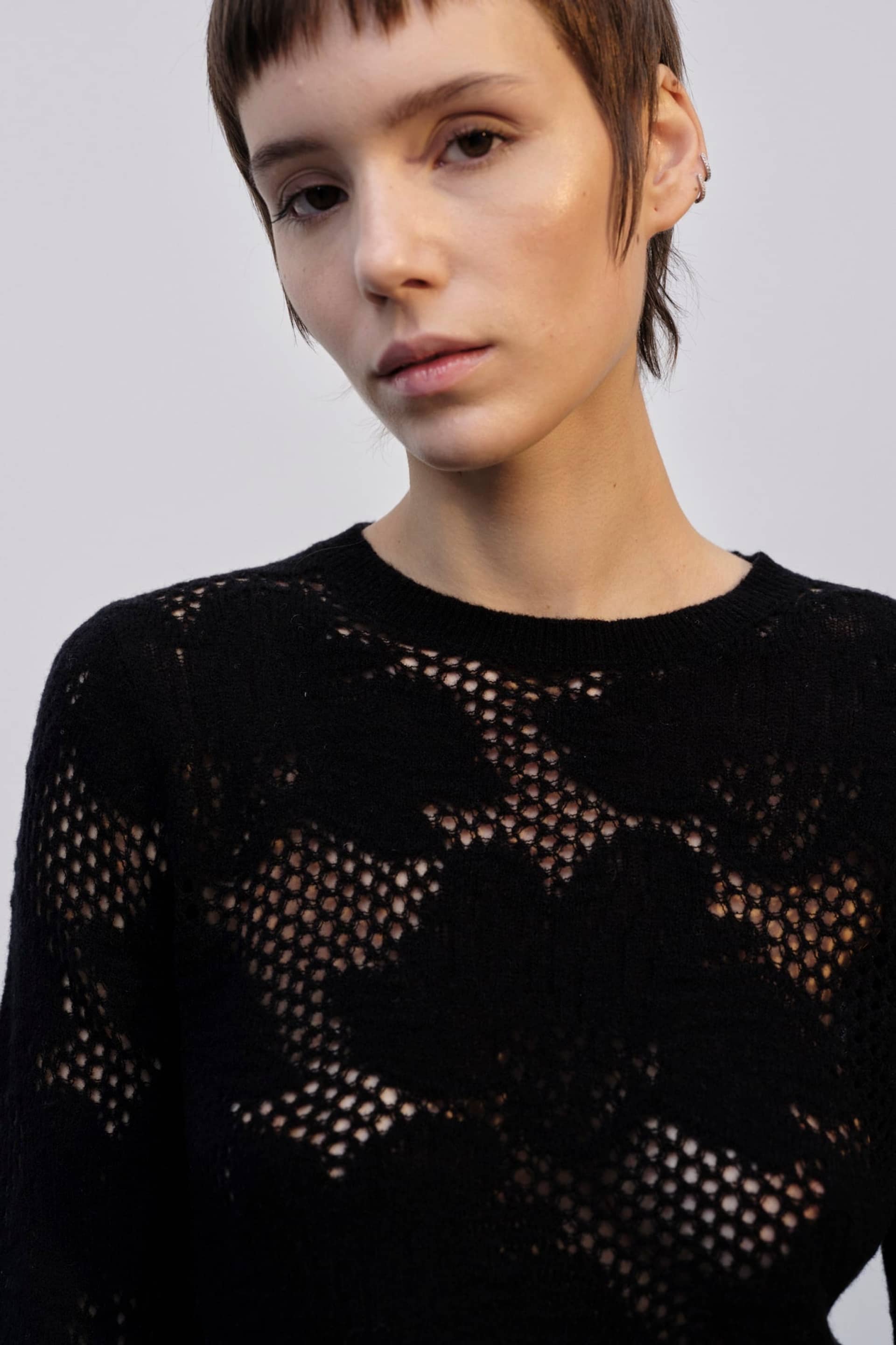 Silvia Knit Blouse - Black made by HERSKIND