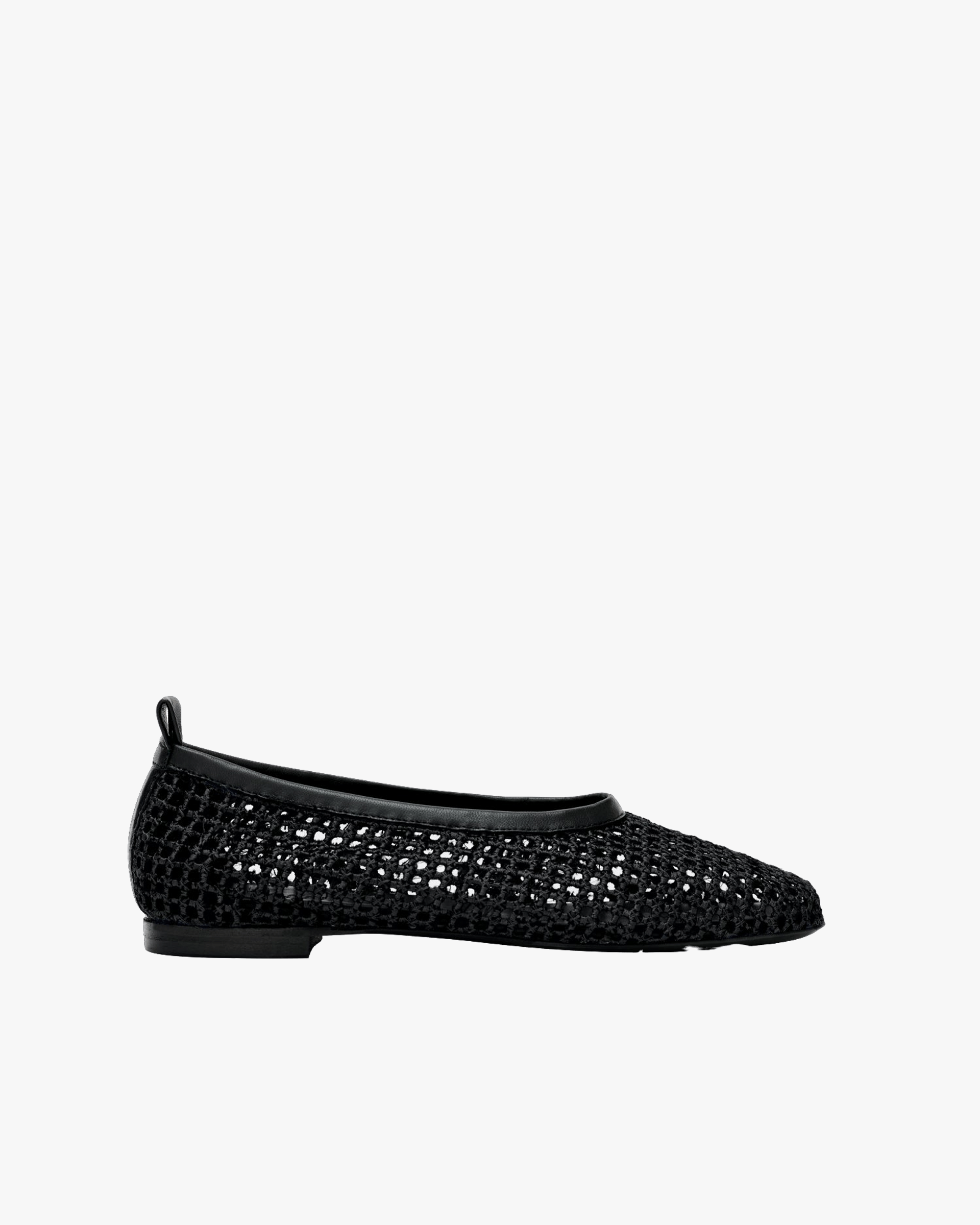 The Foundation Flat - Black Woven made by ESSEN