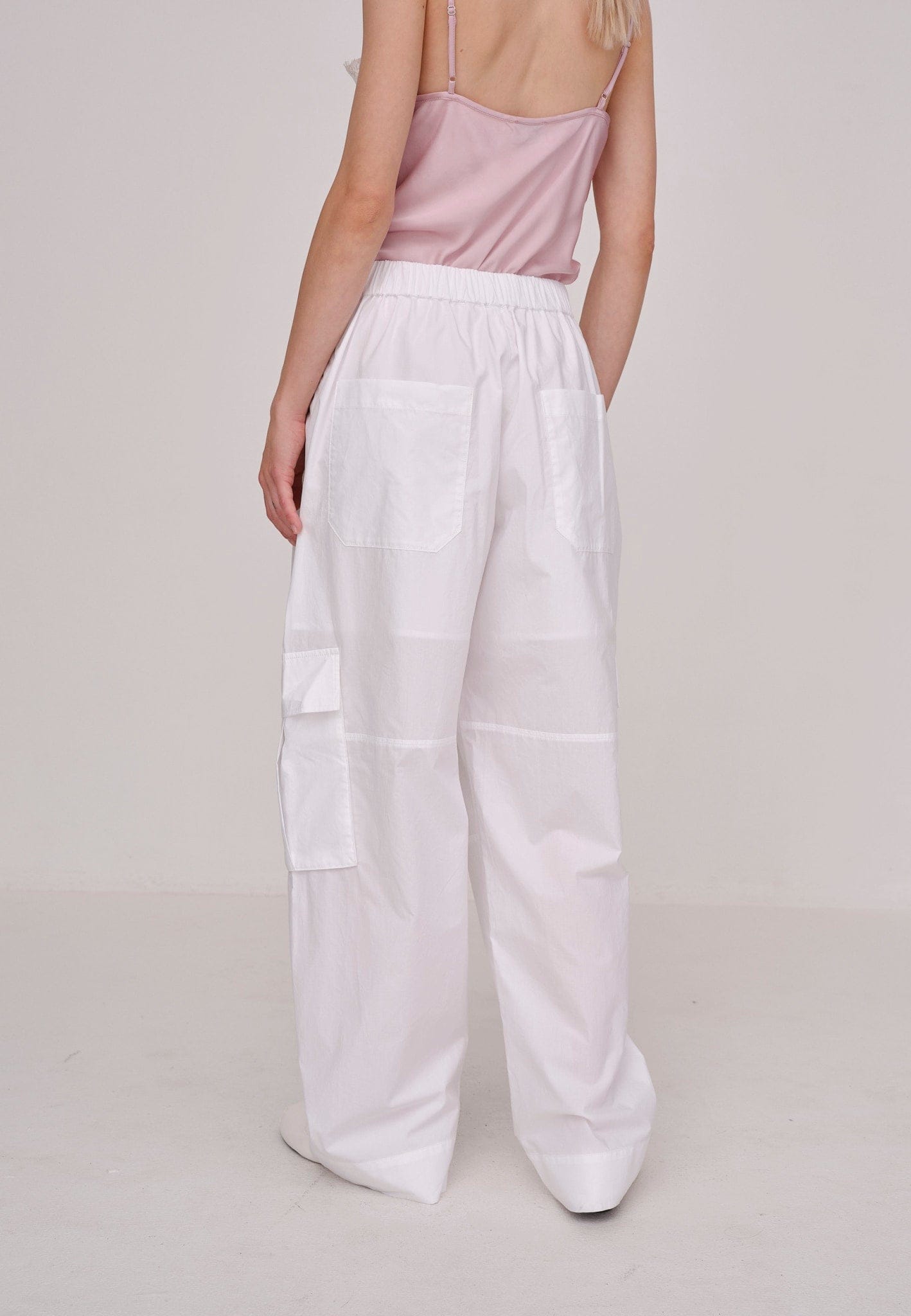 Hega Pants - White made by HERSKIND